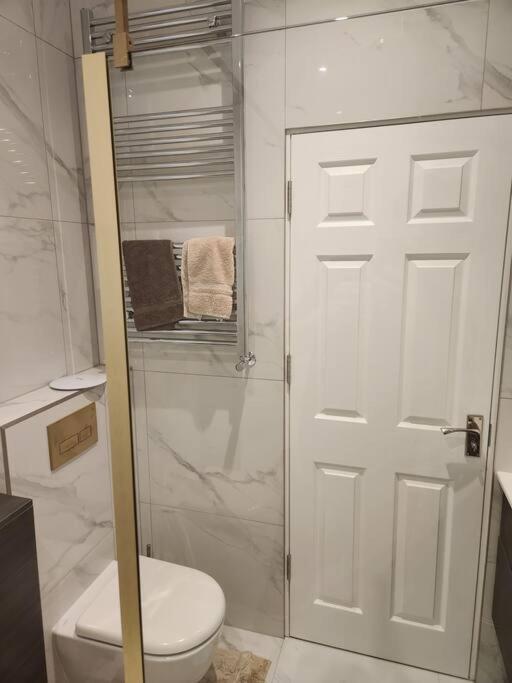 Newly Refurbished 2 Bed In Paddington