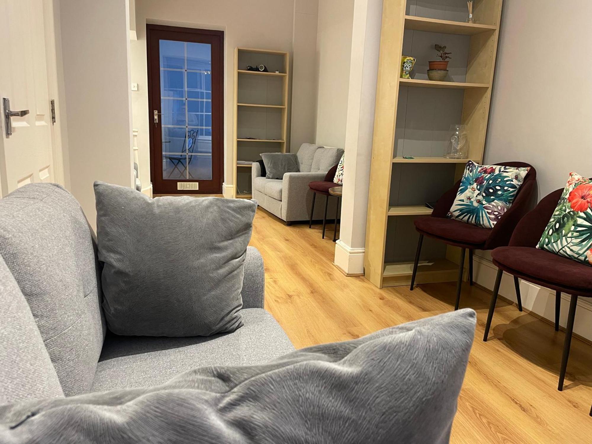 Charming 4 Bed Town House With Roof Terrace Feriehus *