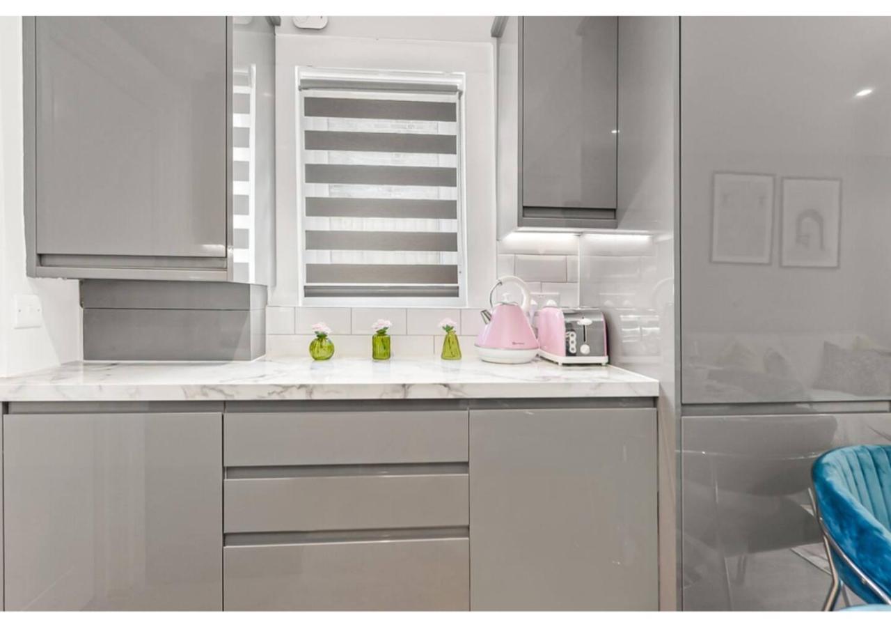 Lägenhet Tranquility In Bloom: Refreshing 2br