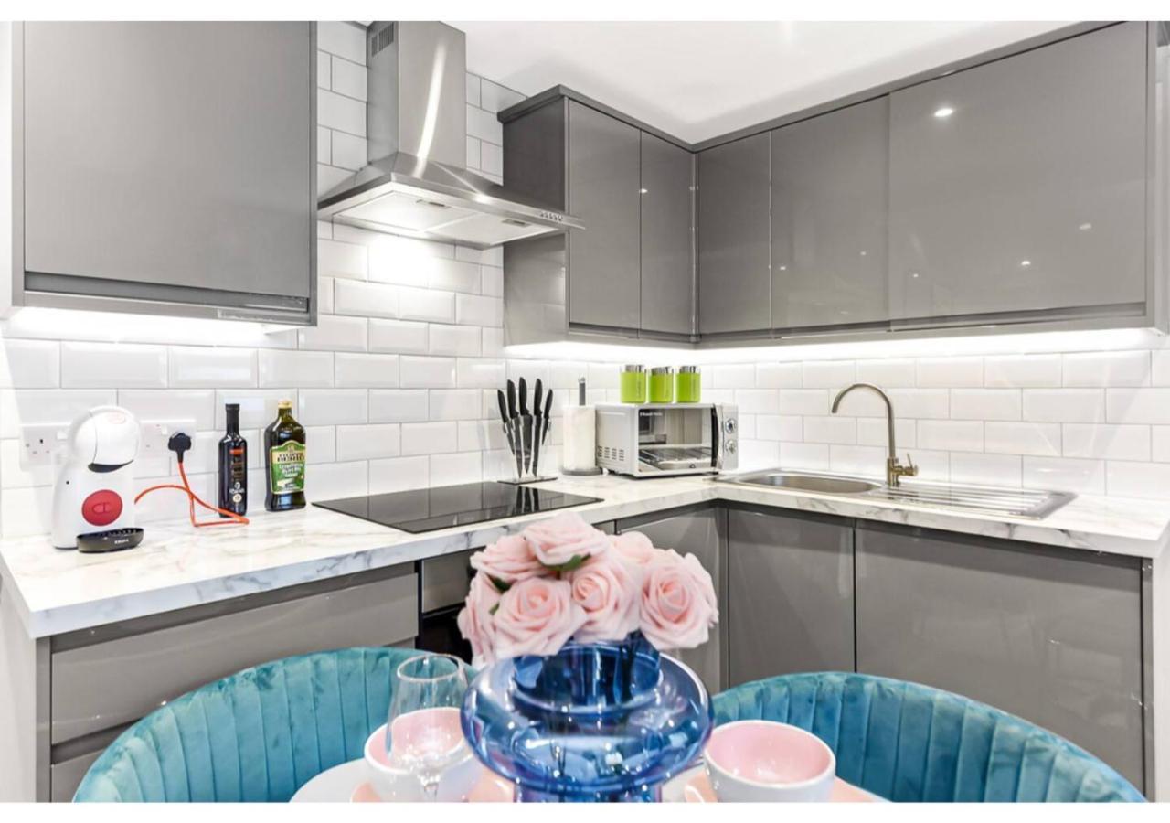 Tranquility In Bloom: Refreshing 2br Lägenhet *
