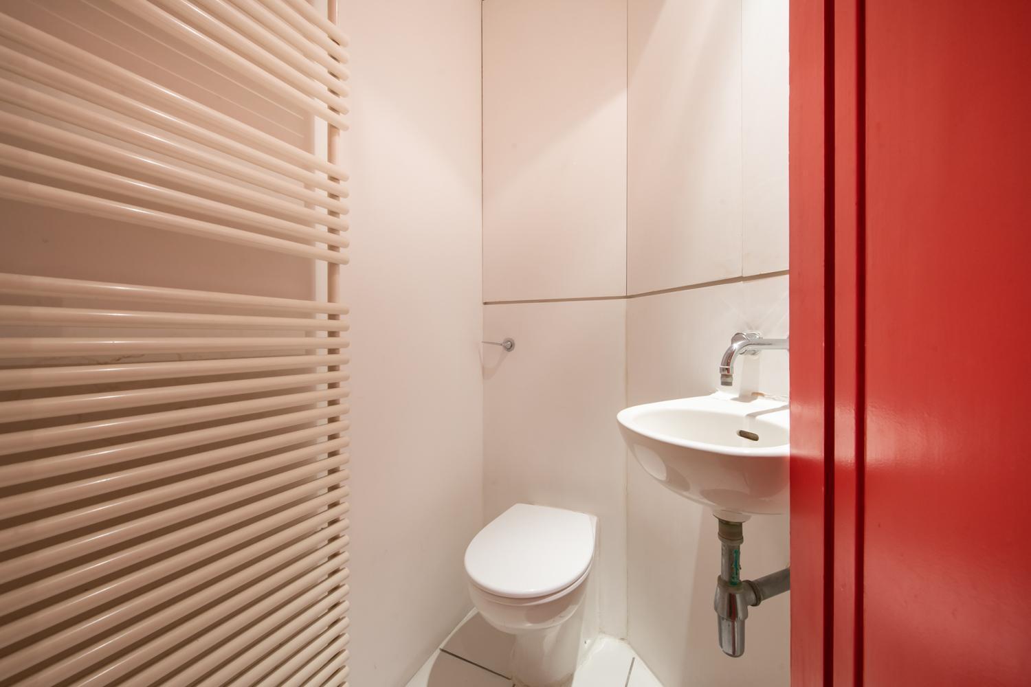 Pollen Street, Three-bedroom Flat Lejlighed *
