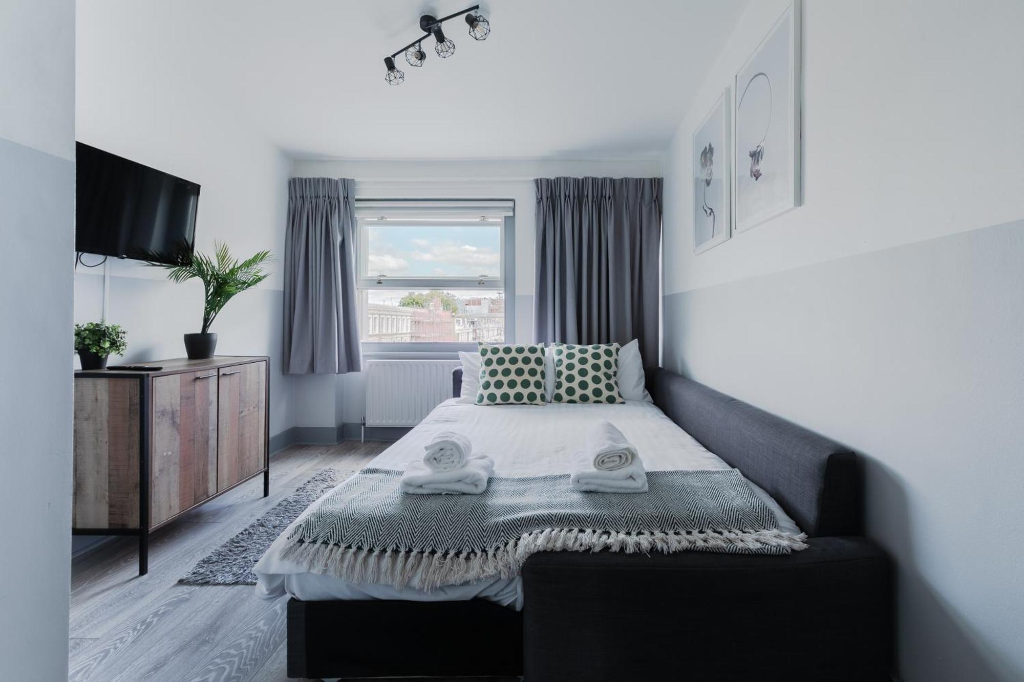 Apartment Modern Kensington London