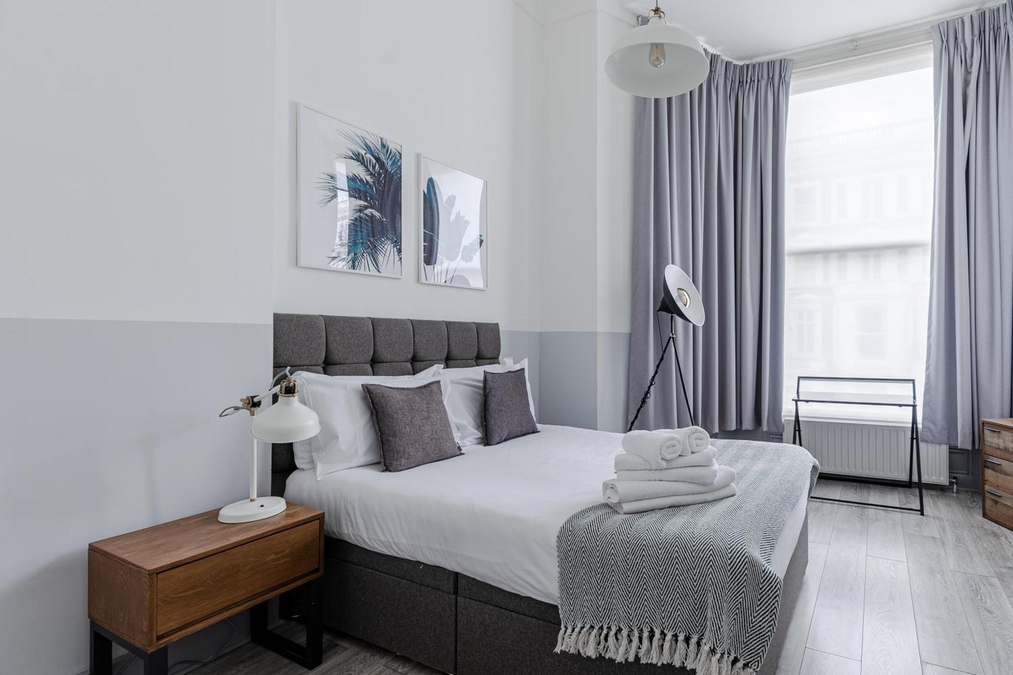 Modern Kensington