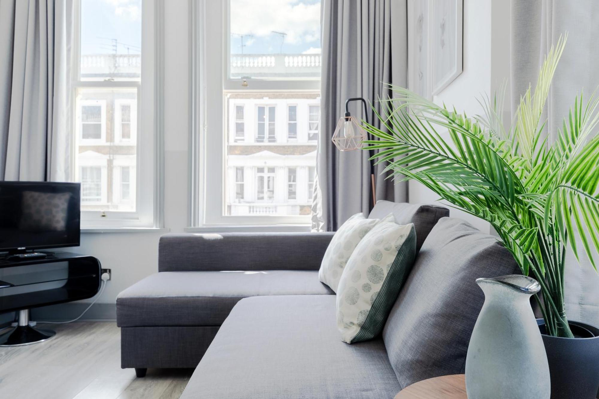 Modern Kensington *
