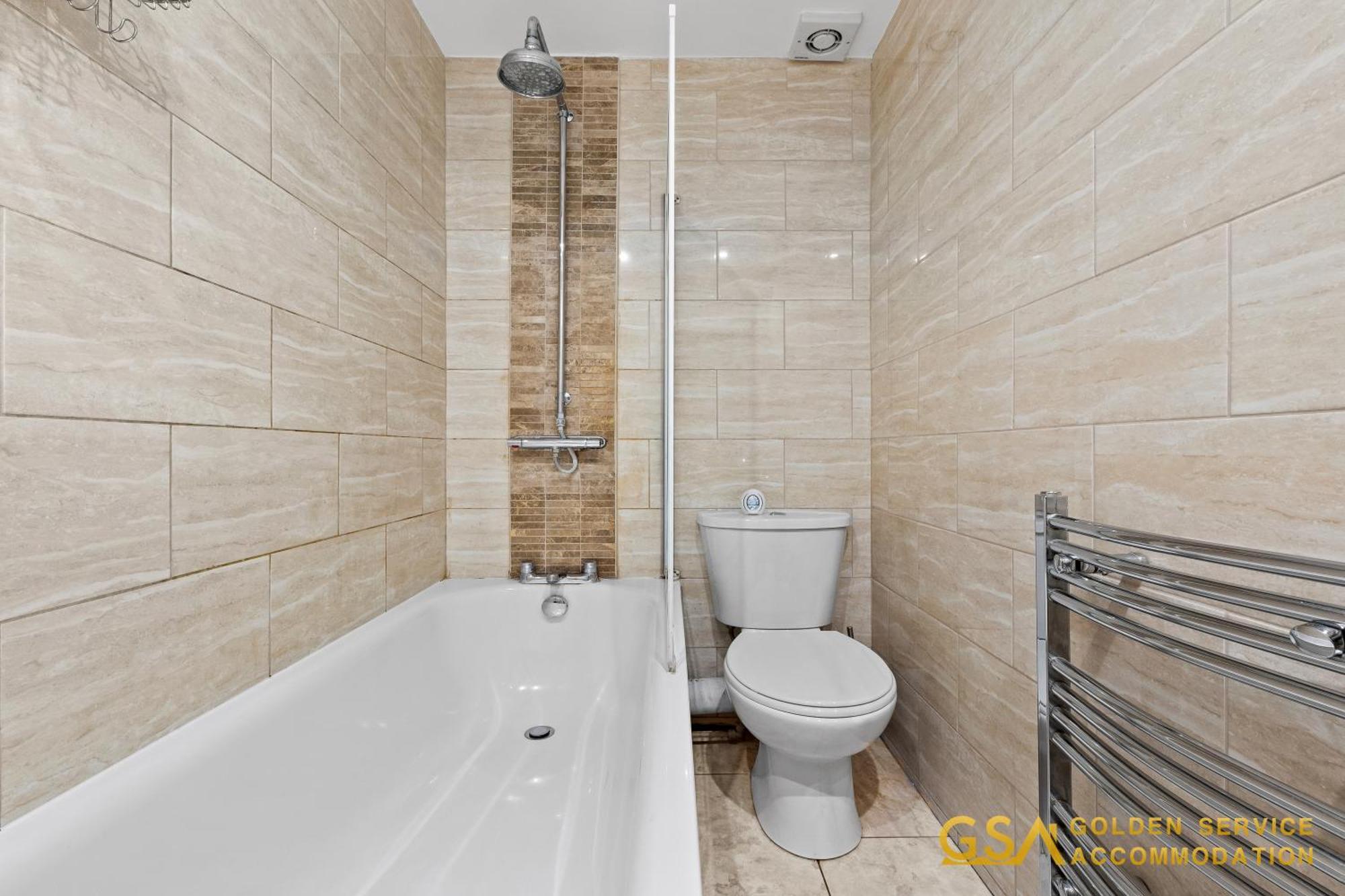 3 Bed In Forest Gate - Waltham Forest Semesterbostad