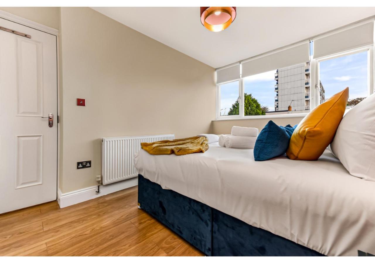 Stunning Family - Sleeps 11 Appartement