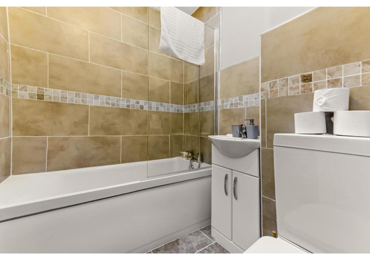Lägenhet Stunning Family - Sleeps 11 London