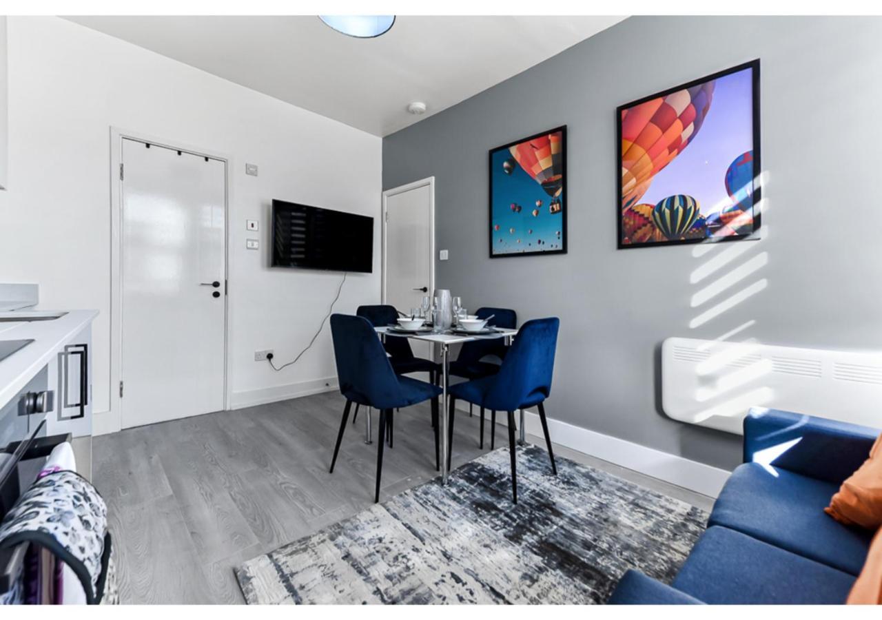 Apartment Modern Where Everything Just Works!
