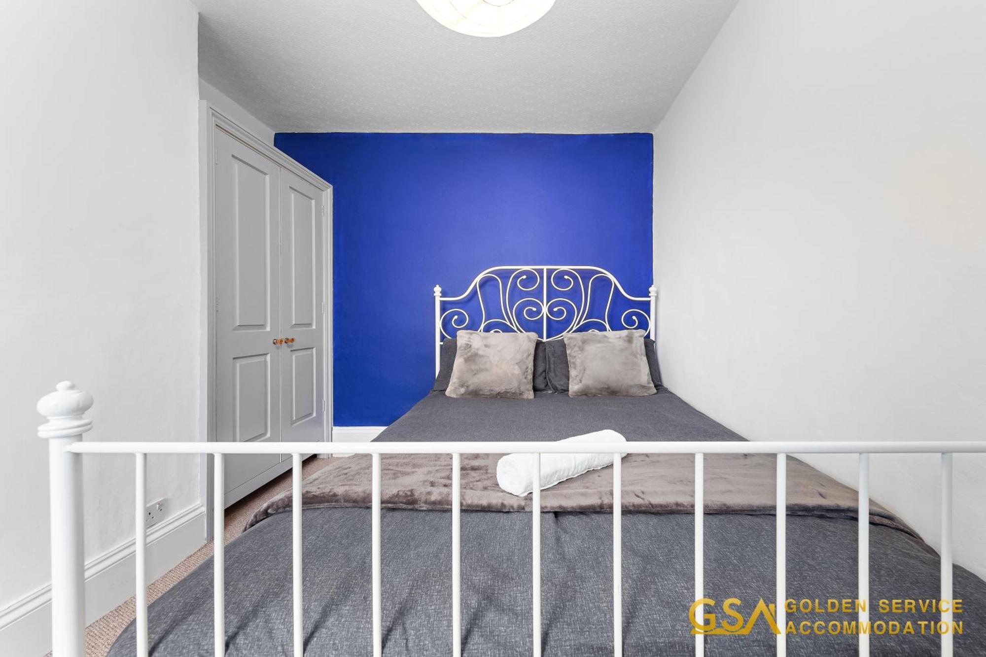 Feriehus Stylist And Cosy 3 Bed House Leytonstone Sleeps 7 *