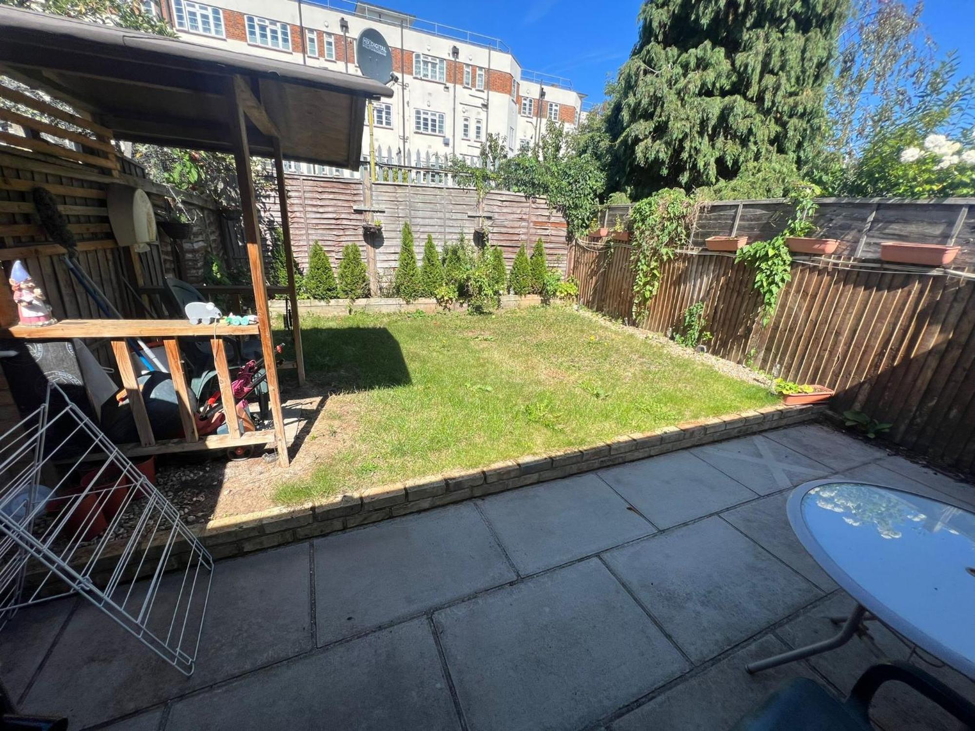 N8, Modern 2 Bedroom Appartamento Londra