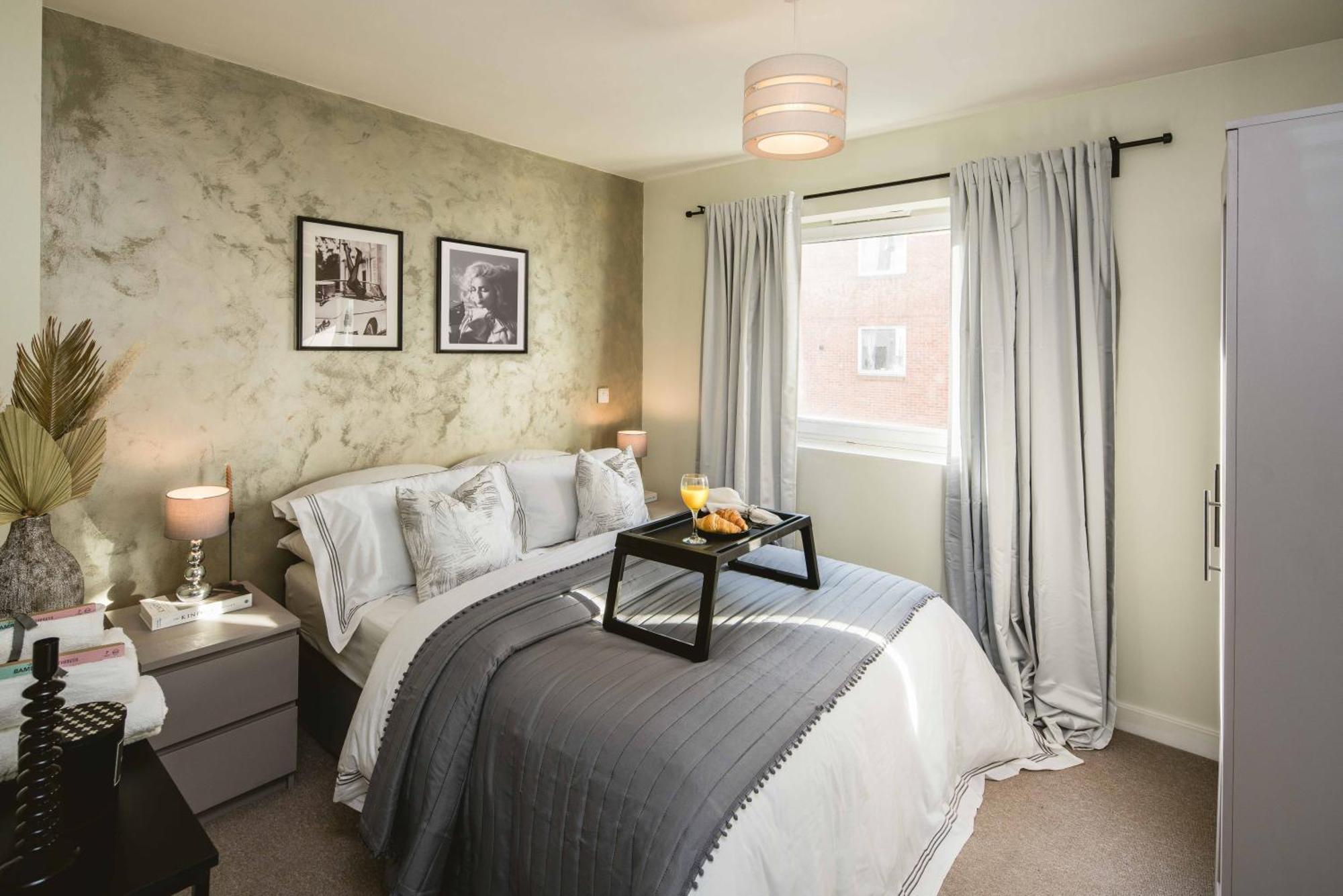 Canary Wharf 2-bed Luxury Haven * London