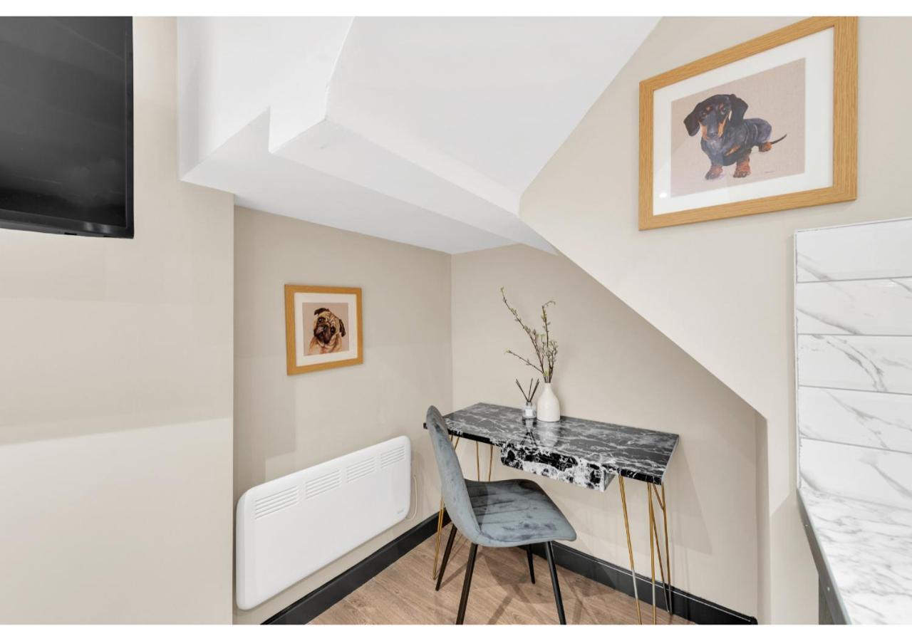 Serene Bliss: Perfect For 2 Londen