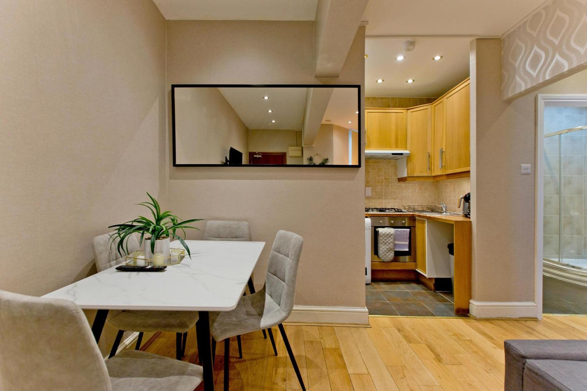 Imperial Earls Court Apartment