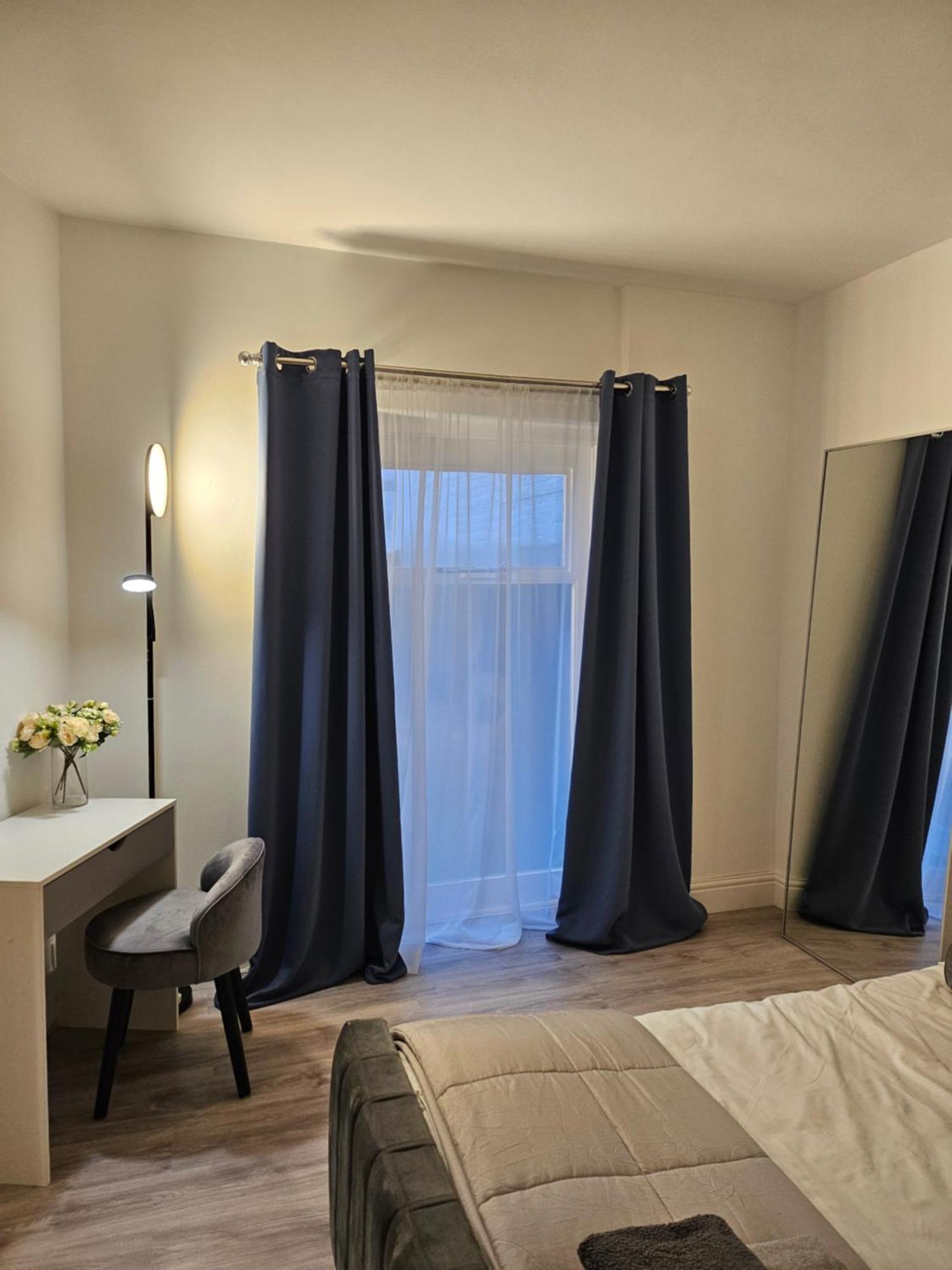 Appartement Spacious 1 Bedroom Flat With Private Garden. Ideal For Business Travelers And Couples. 2 Mins Away From Paddington Station. Londres