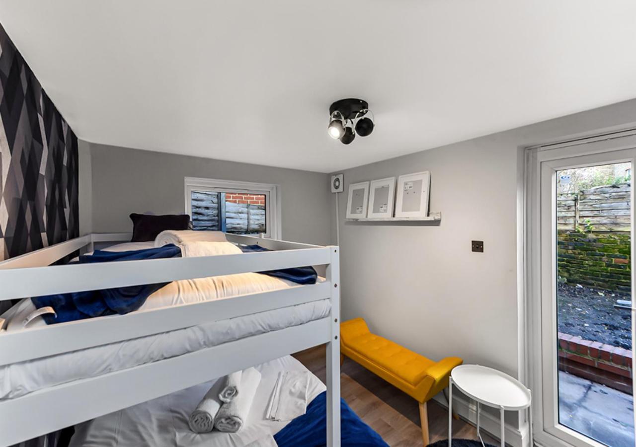 Apartment Amazing 2 Bedroom Flat In