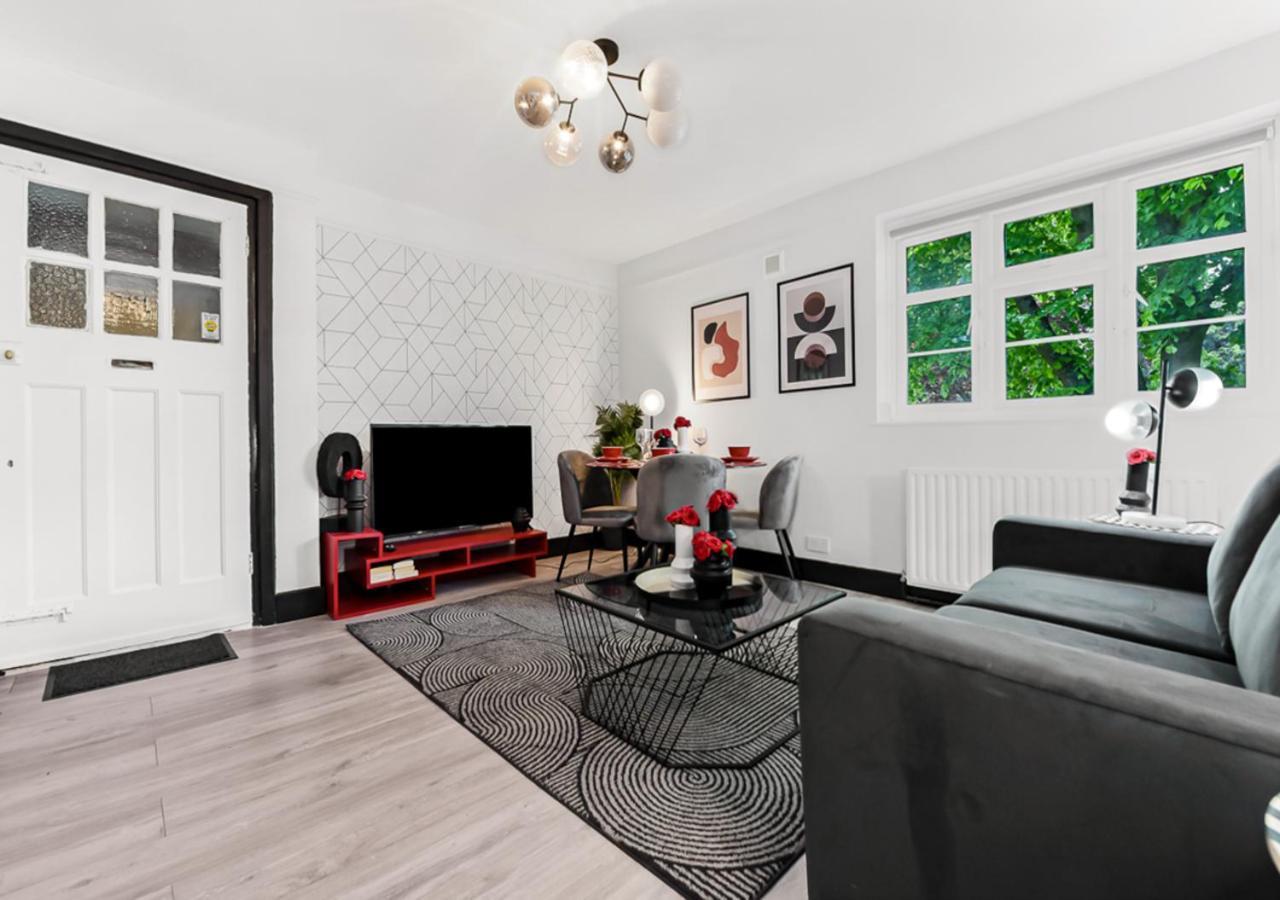 Radiant Serenity 2br Flat Sleeps 4 Warm Ambiance Lägenhet London