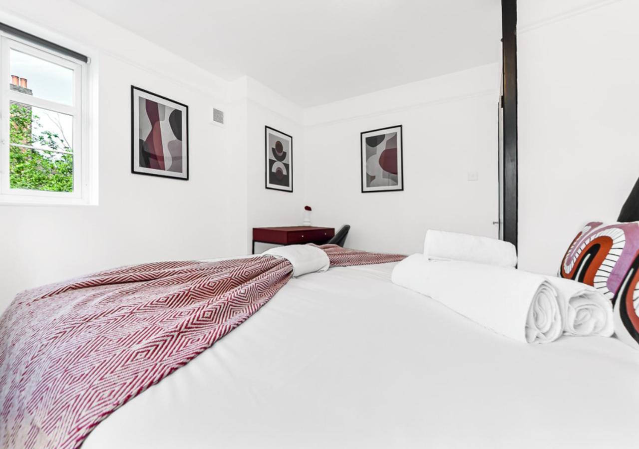 Radiant Serenity 2br Flat Sleeps 4 Warm Ambiance Lägenhet