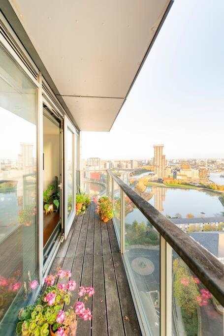 Leilighet Skylineviews 2 Bed 2 Bath Flat Near Canary Wharf, O2 & Excel *