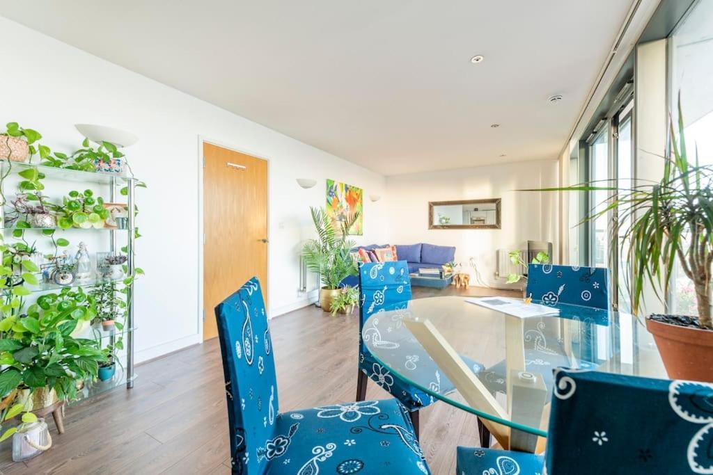Leilighet Skylineviews 2 Bed 2 Bath Flat Near Canary Wharf, O2 & Excel London
