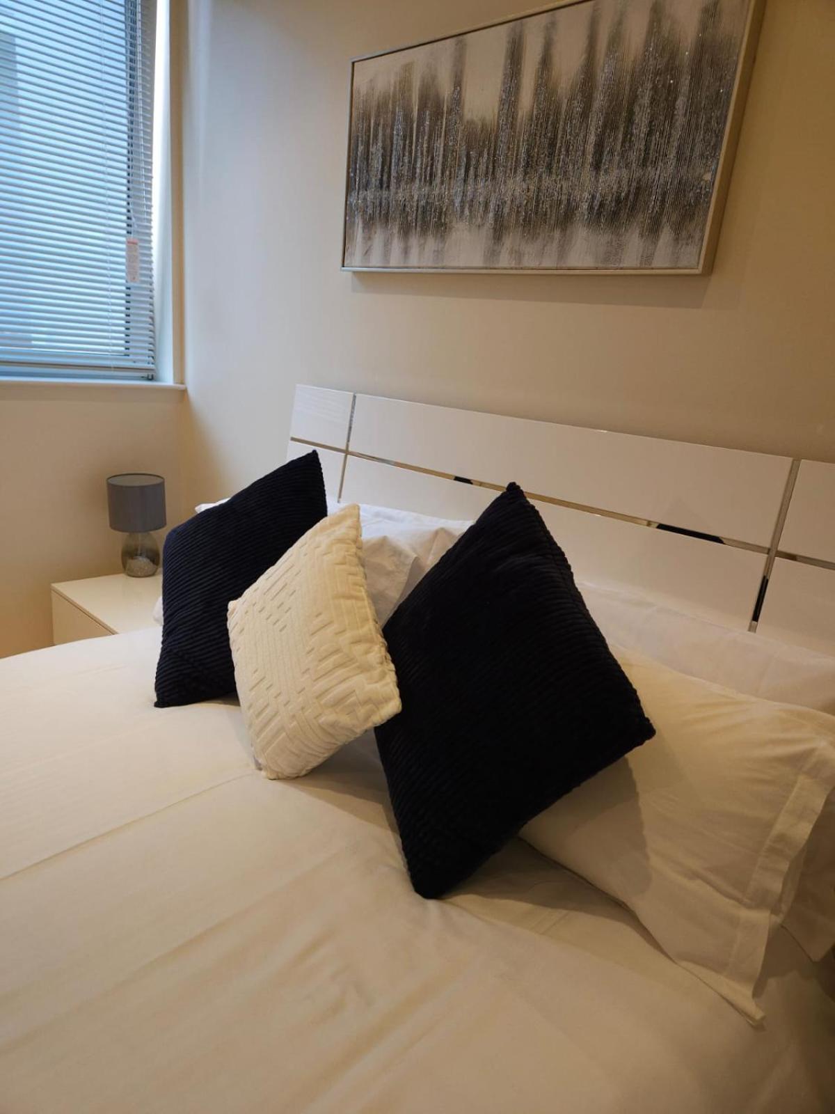 Comfy Spacious In Canary Wharf London