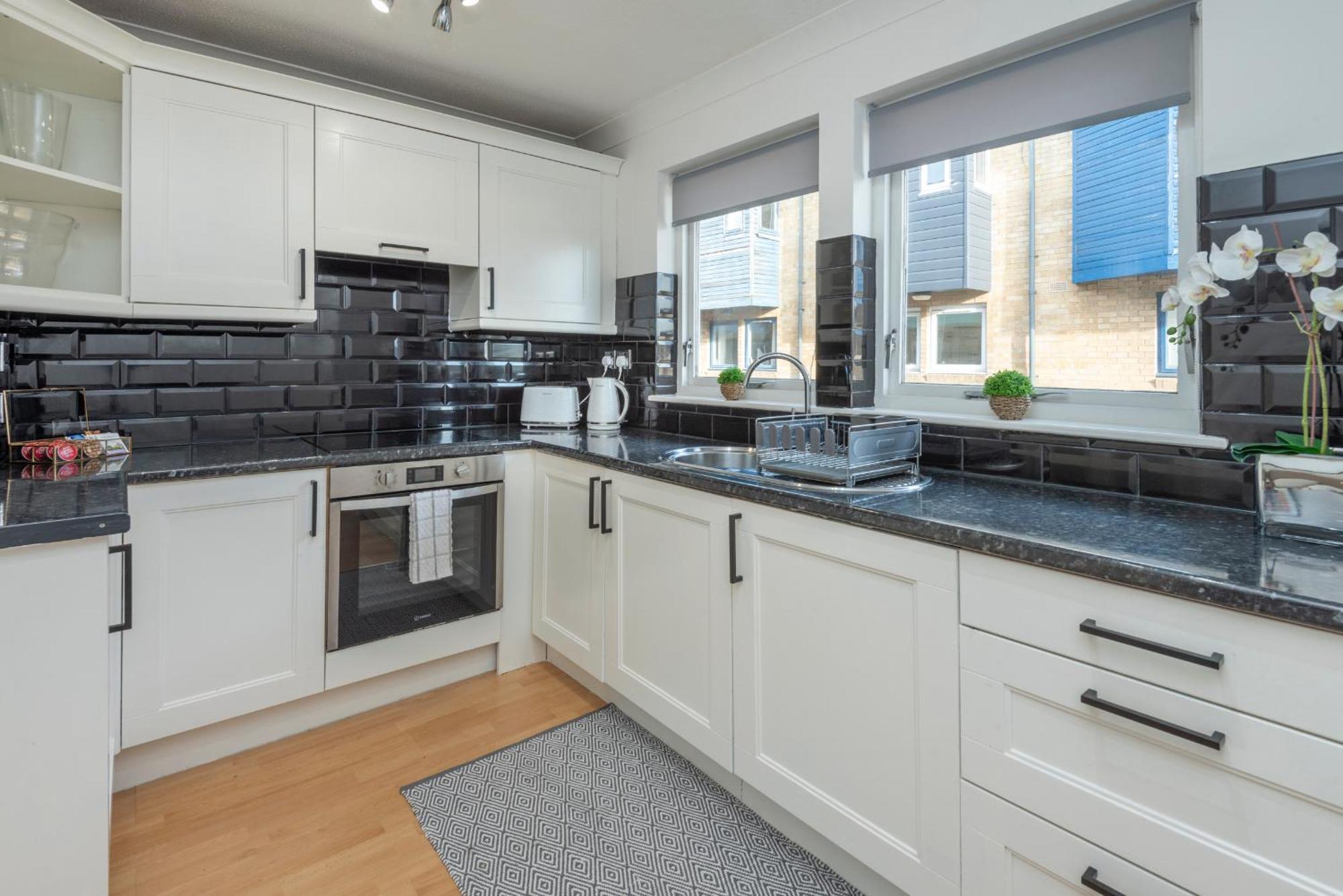 2 Bed Town House With Garden In Hackney, Lejlighed London