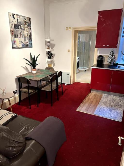 Flat In Central Apartment *