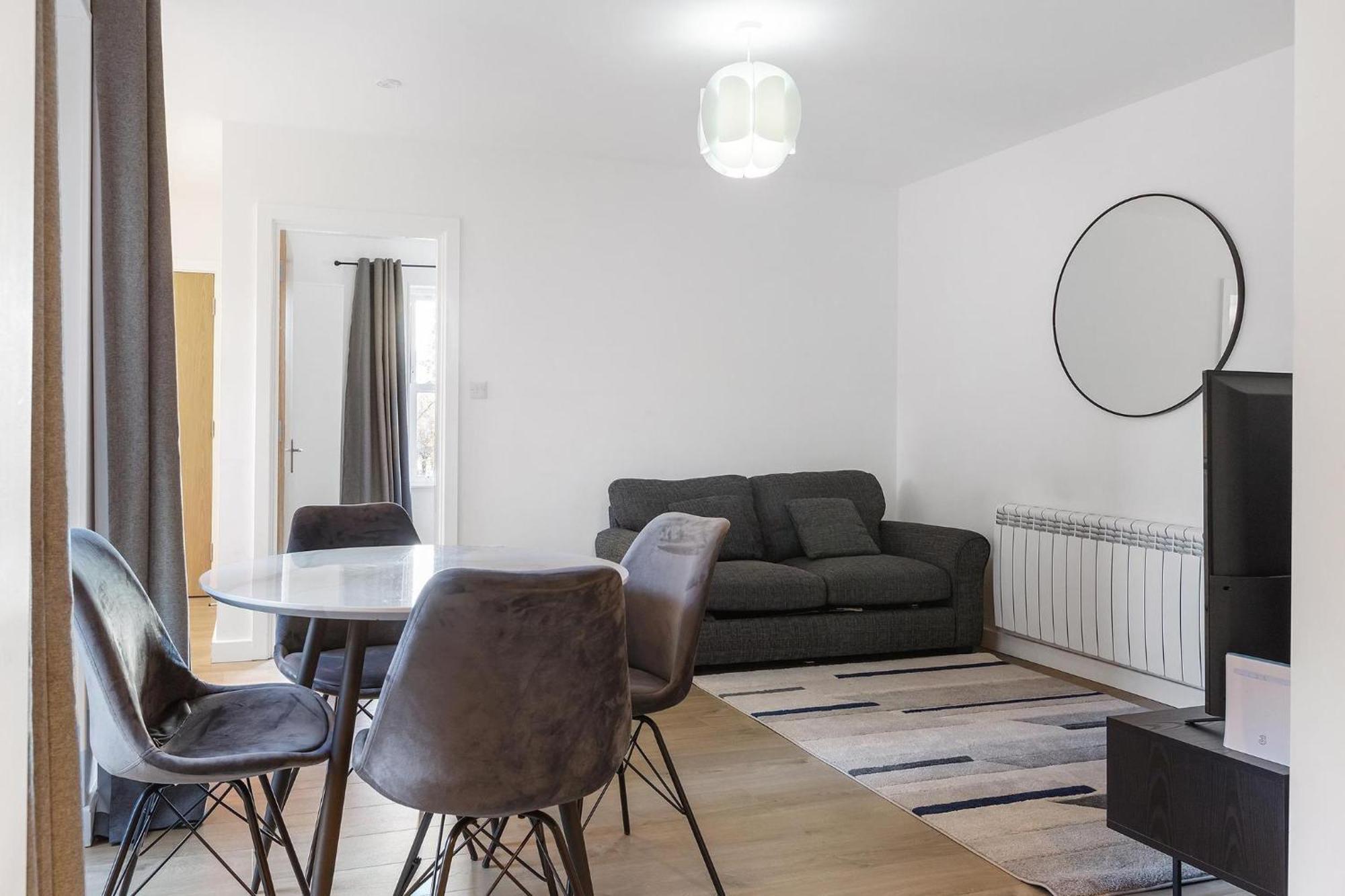 Prime Location Flats Apartment London