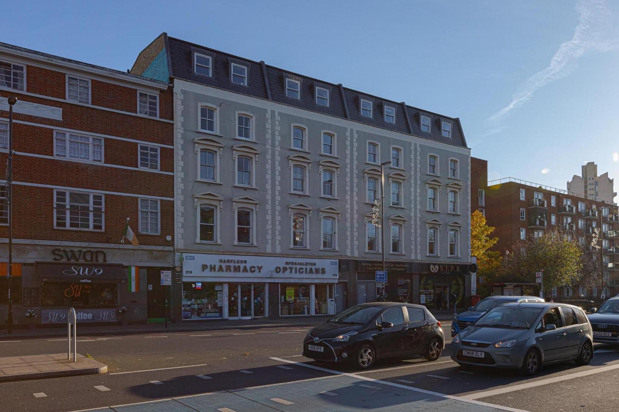 Apartment Prime Location Flats *