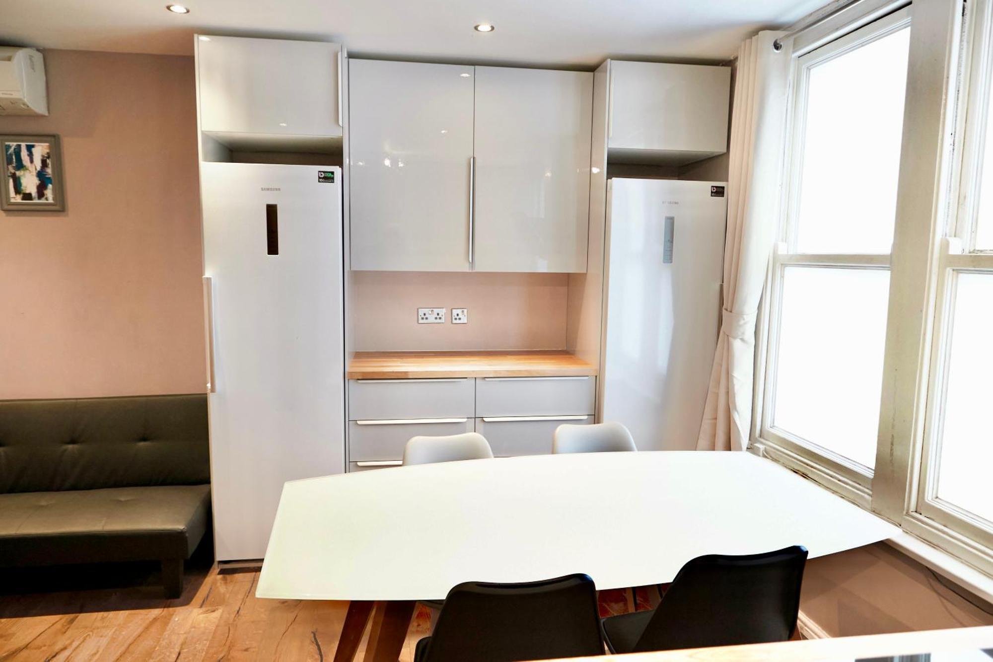 Luxury Located Near Marble Arch & Baker Street Lägenhet *