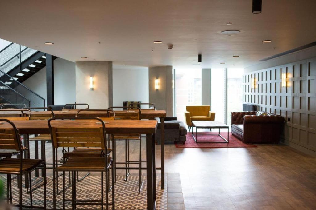Studios, And Private Bedrooms With Shared Kitchen At Chapter Kings Cross In Appartement *