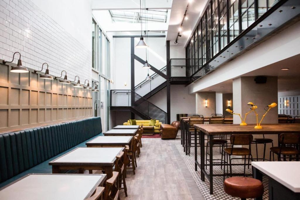 Studios, And Private Bedrooms With Shared Kitchen At Chapter Kings Cross In * Londen