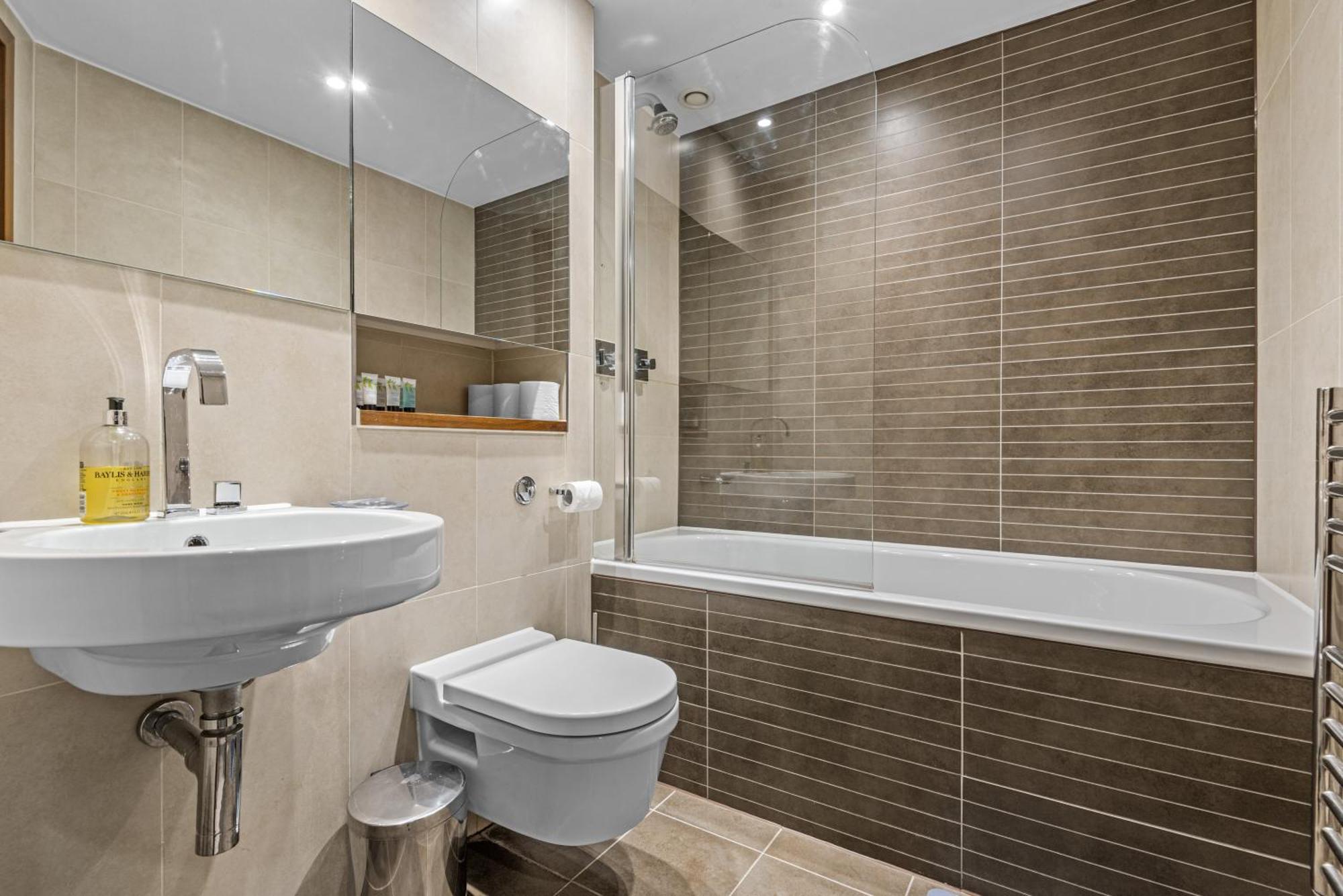 Appartement Londwell, Chelsea Living, Flat With Balcony *