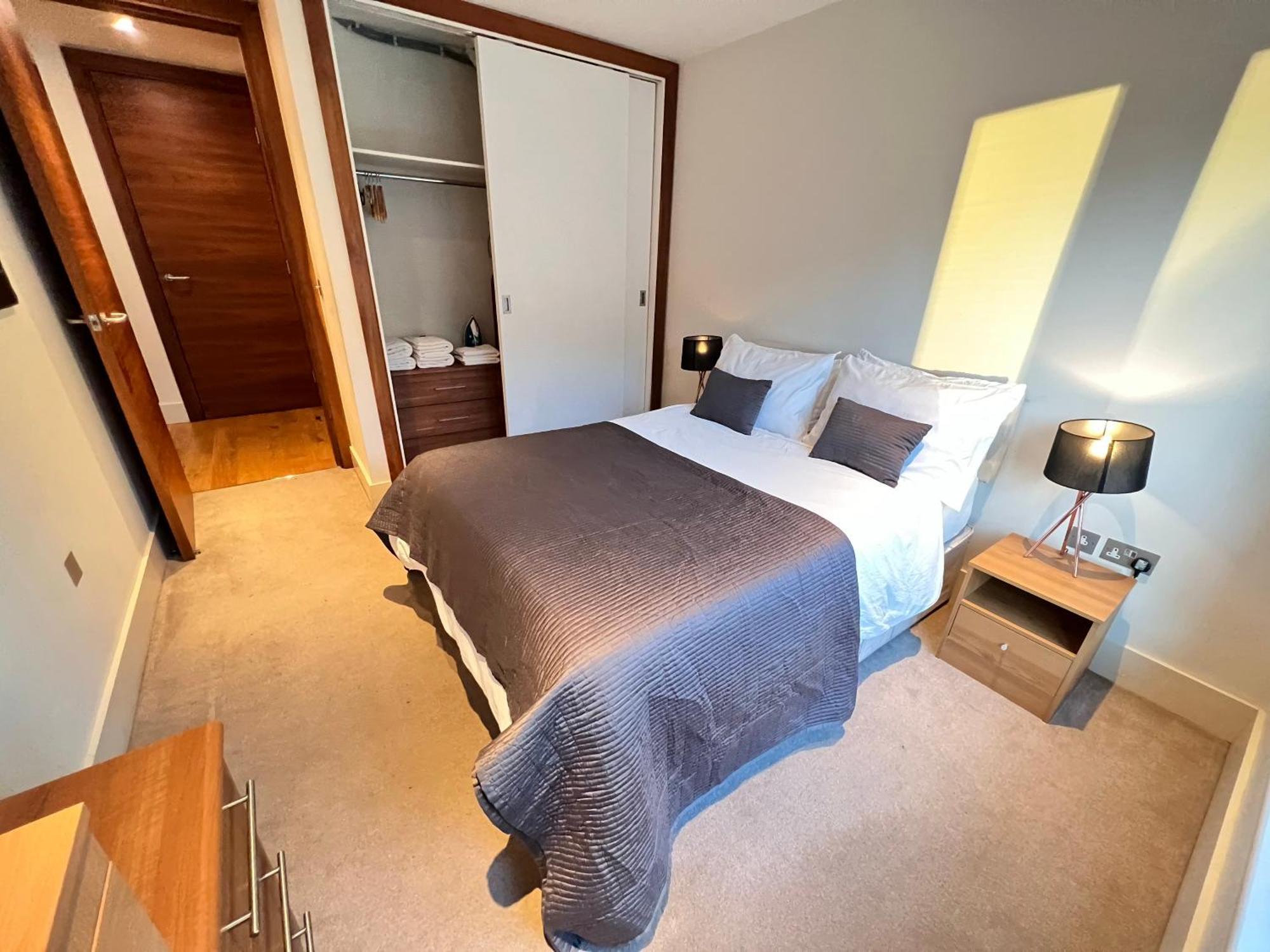 Deluxe Entire Flat At Farringdon Station * Londen