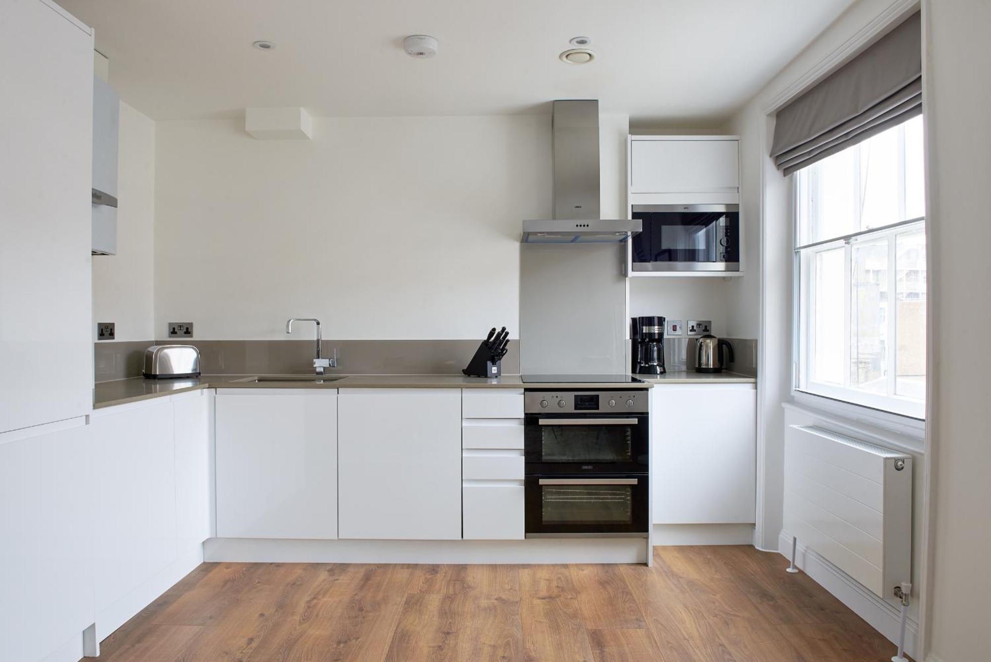 Sonder Inverness Mews Aparthotel London