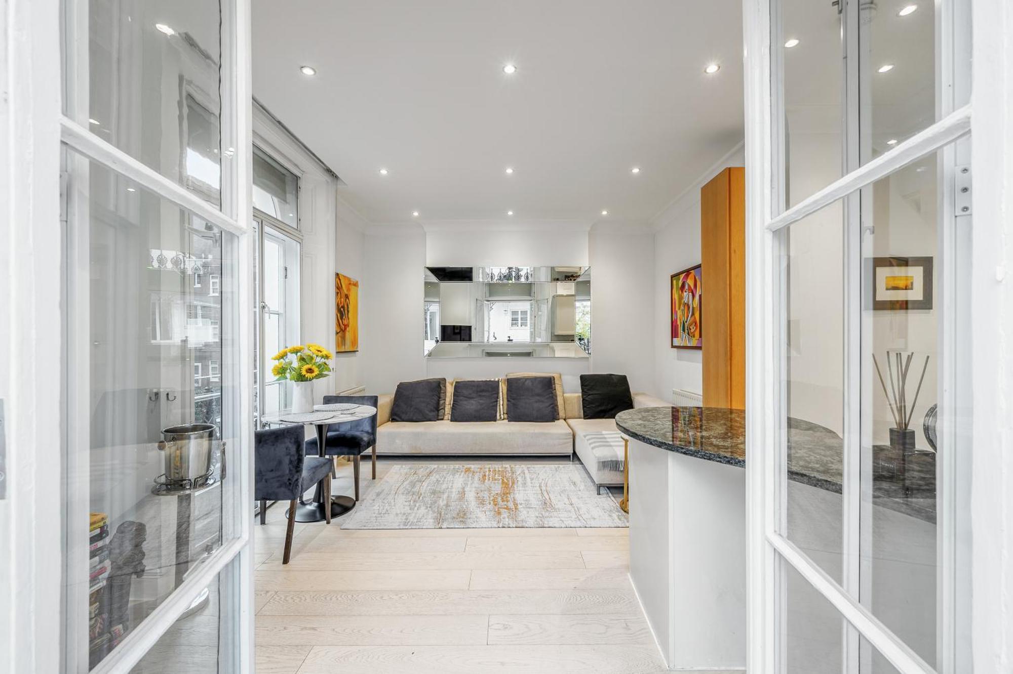 Lägenhet Beautiful One Bedroom Flat In Knightsbridge London