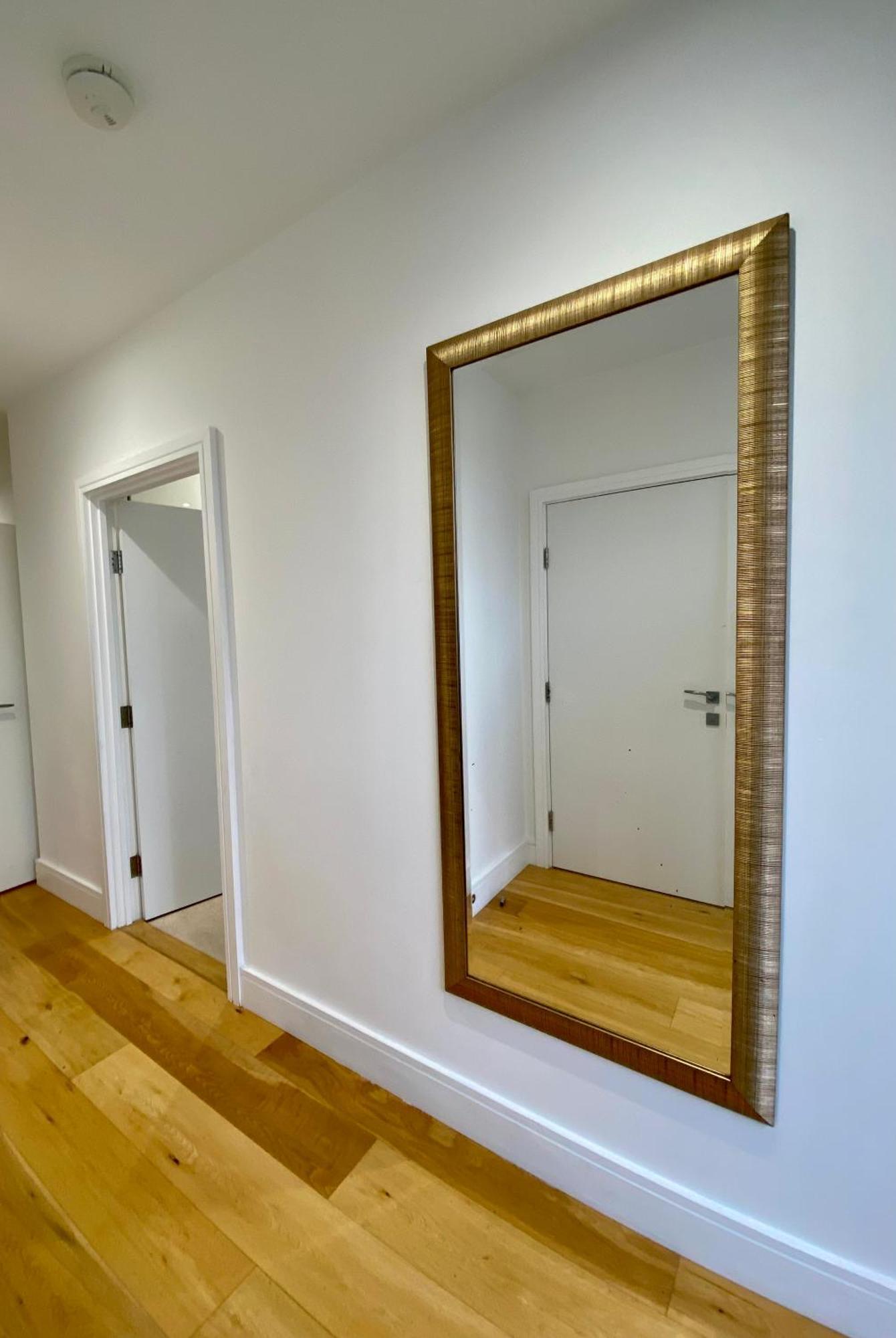 Spacious 2 Bedroom Penthouse Retreat Appartamento Londra