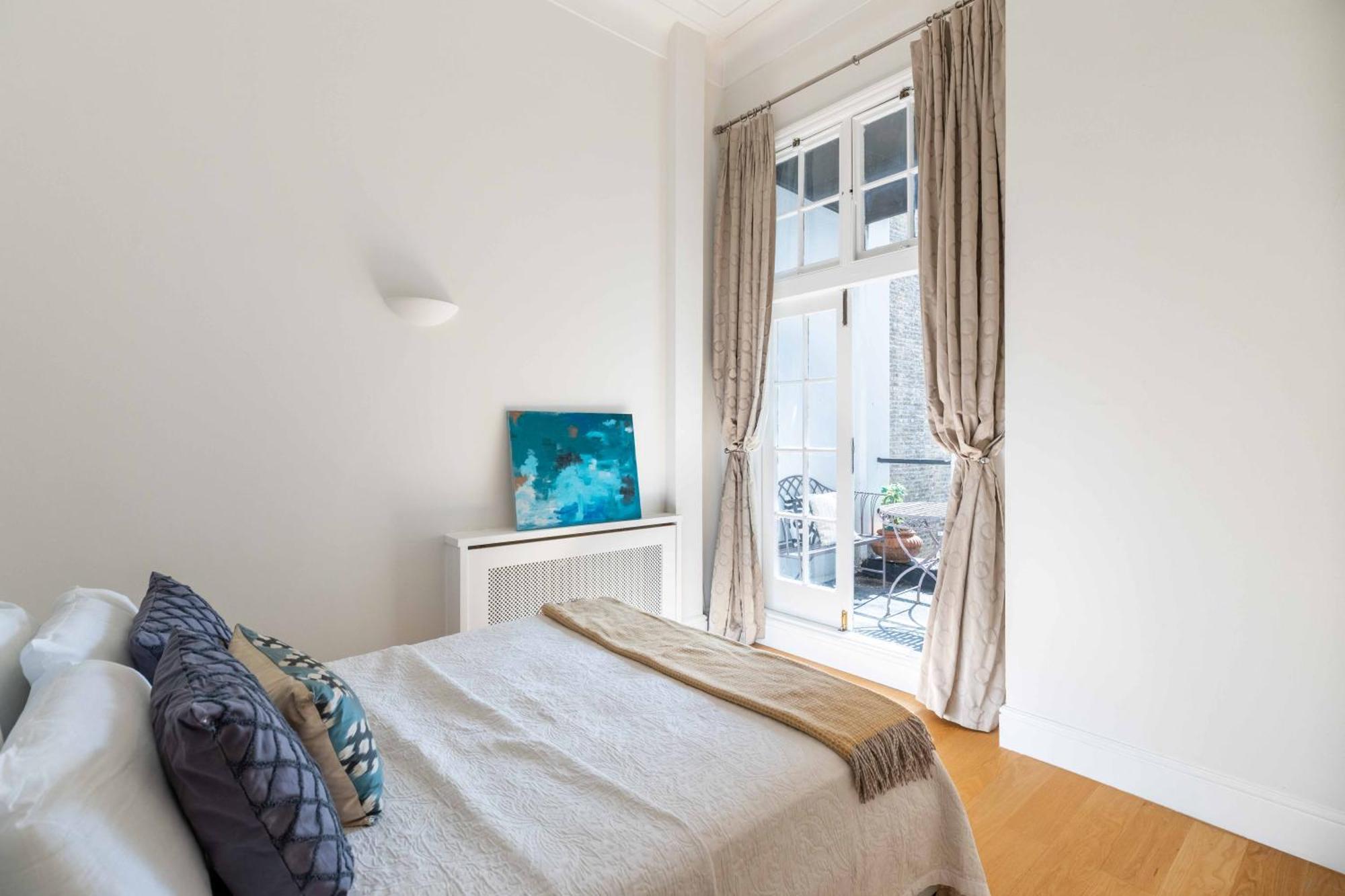 Renovu Premium Homes In Kensington Lägenhet London