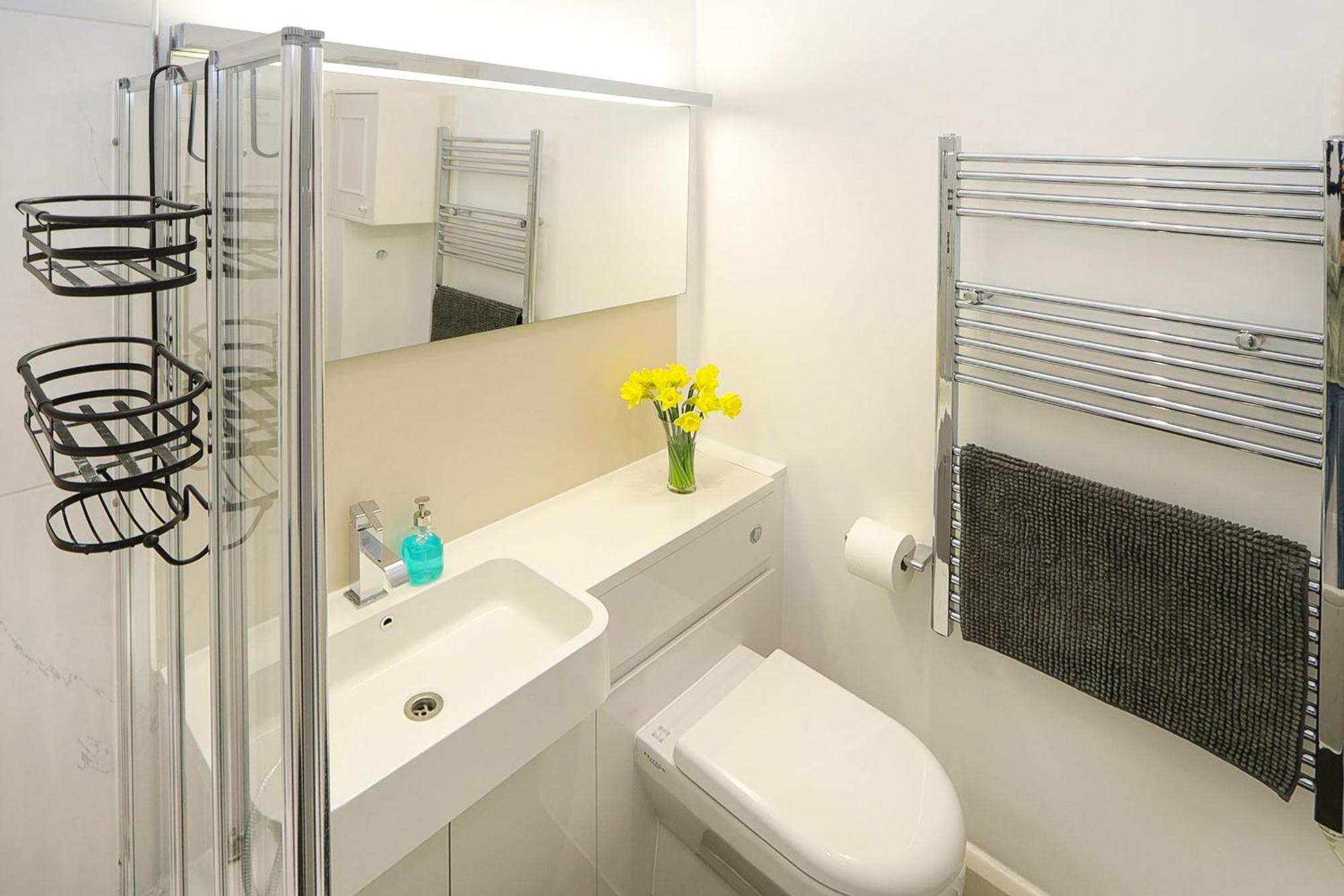 Cosy Kensington Flat, 2 Min To Tube Lägenhet