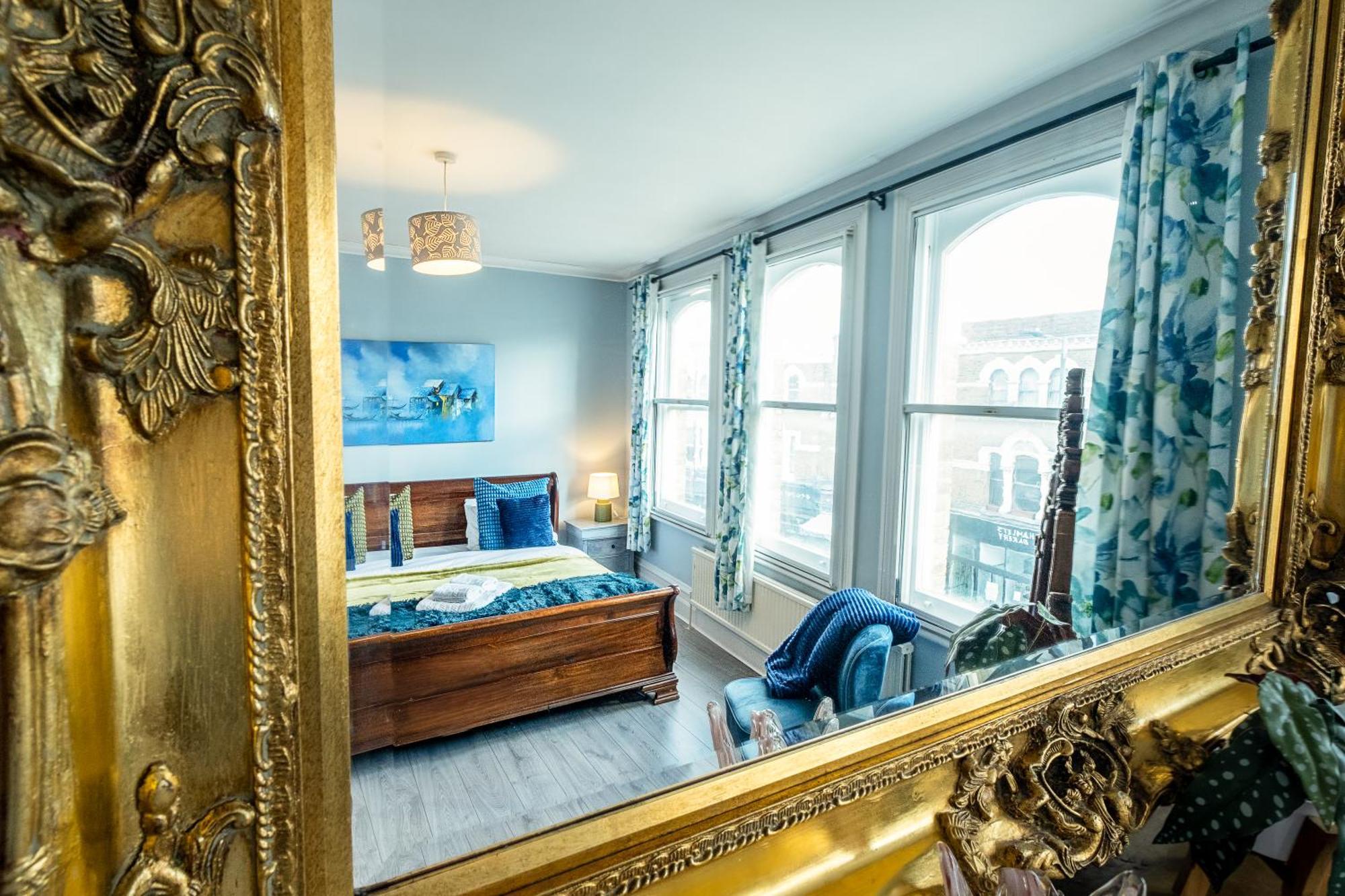 Stylish & Cosy 3bdr In Fulham With Roof Terrace London