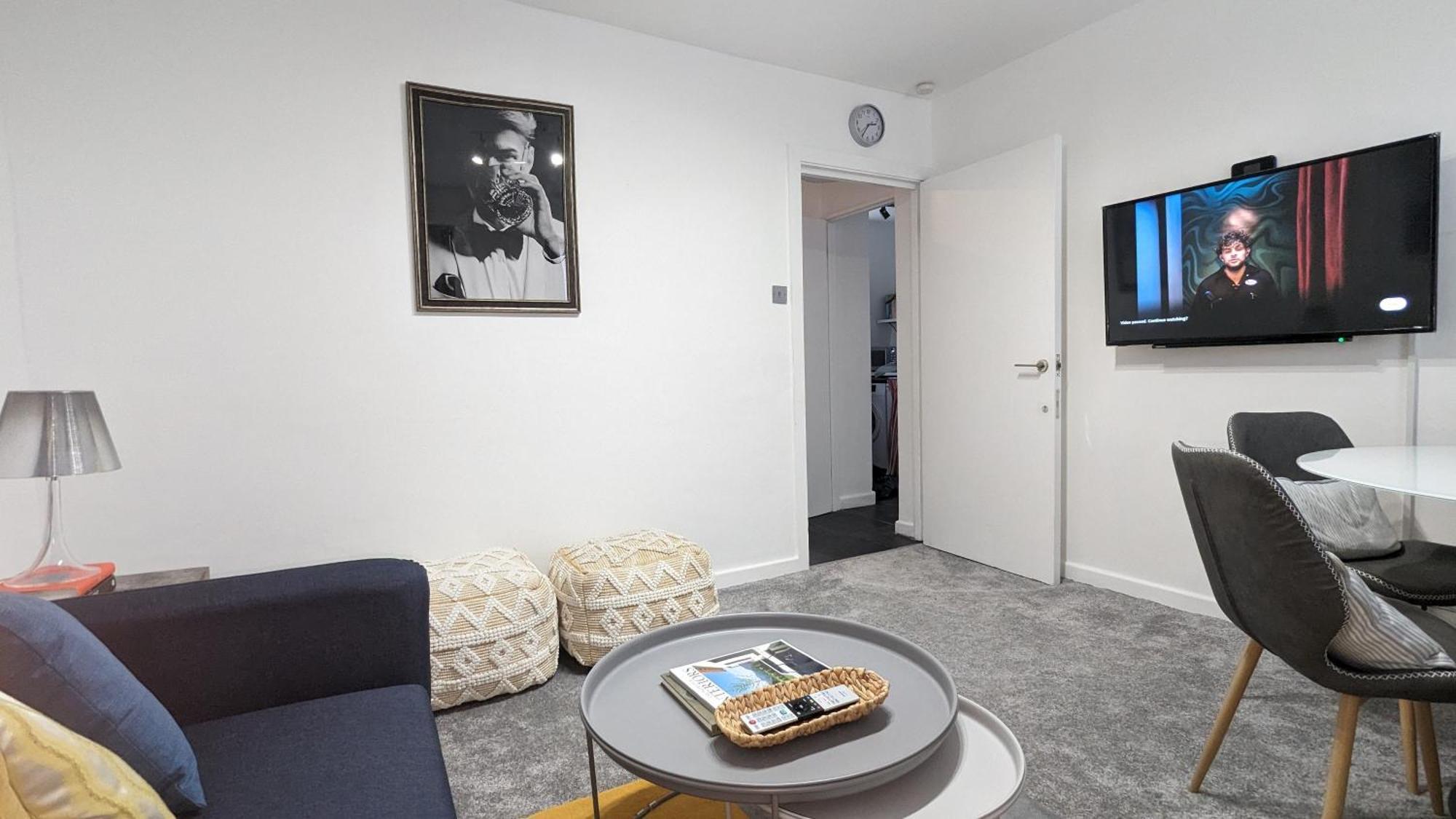 Appartement Charming & Quaint Old Compton - Quiet Guests Only Allowed, No Parties Allowed, Over 25 Years Old Or Families Londres