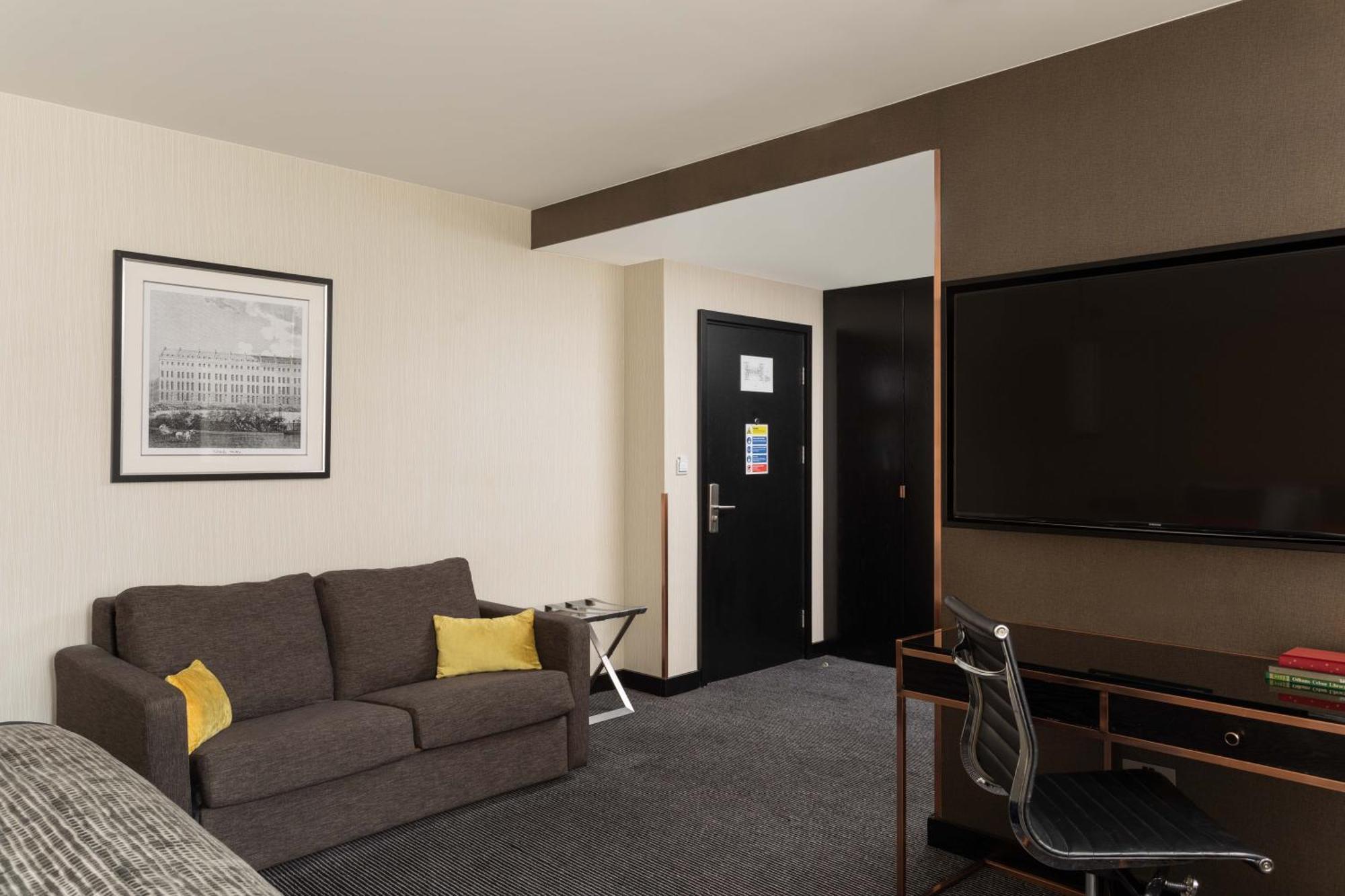 Montcalm Royal House, 5*