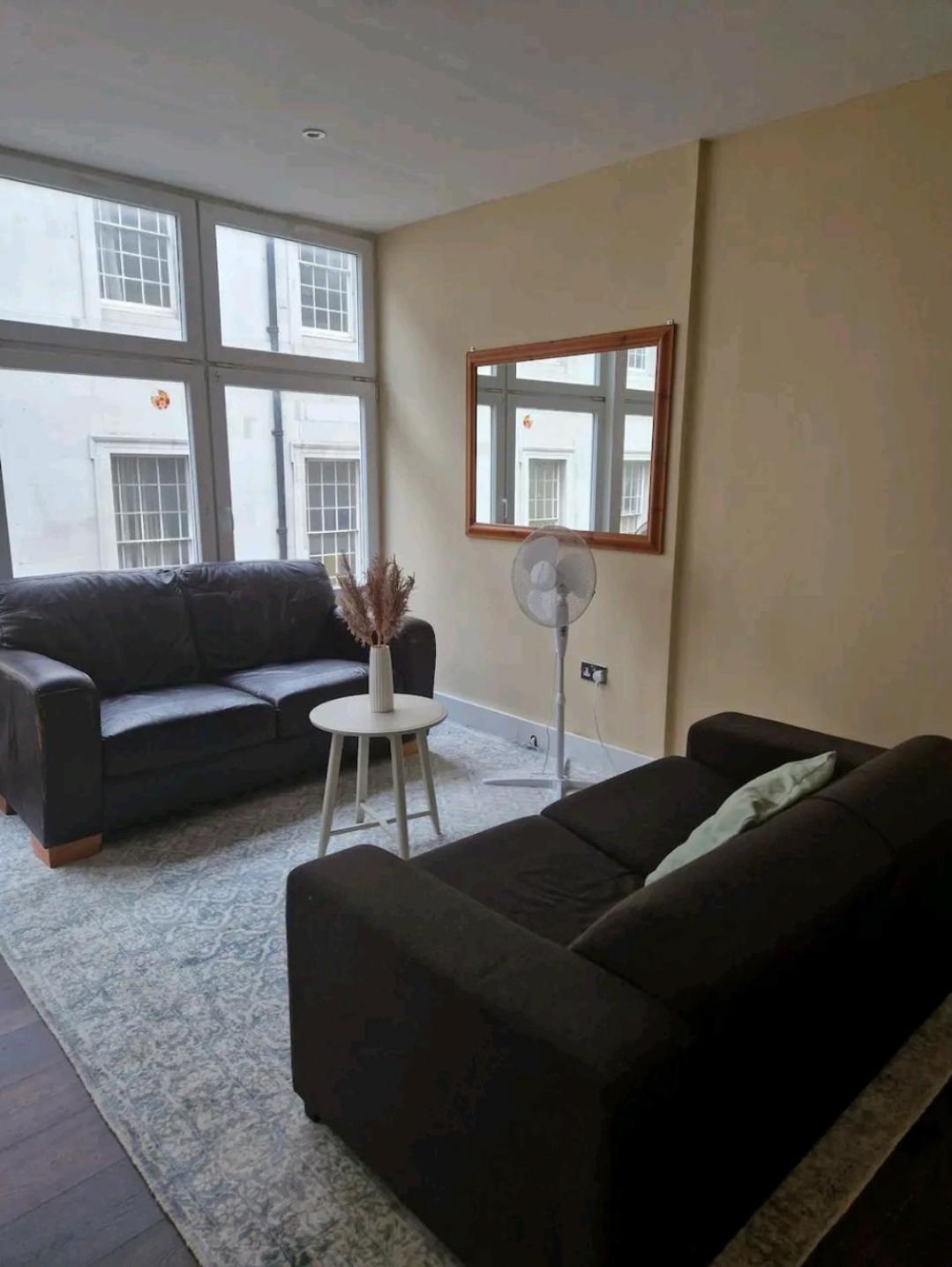 Rum i privatbostad Affordable In Shared Flat, Bridge London
