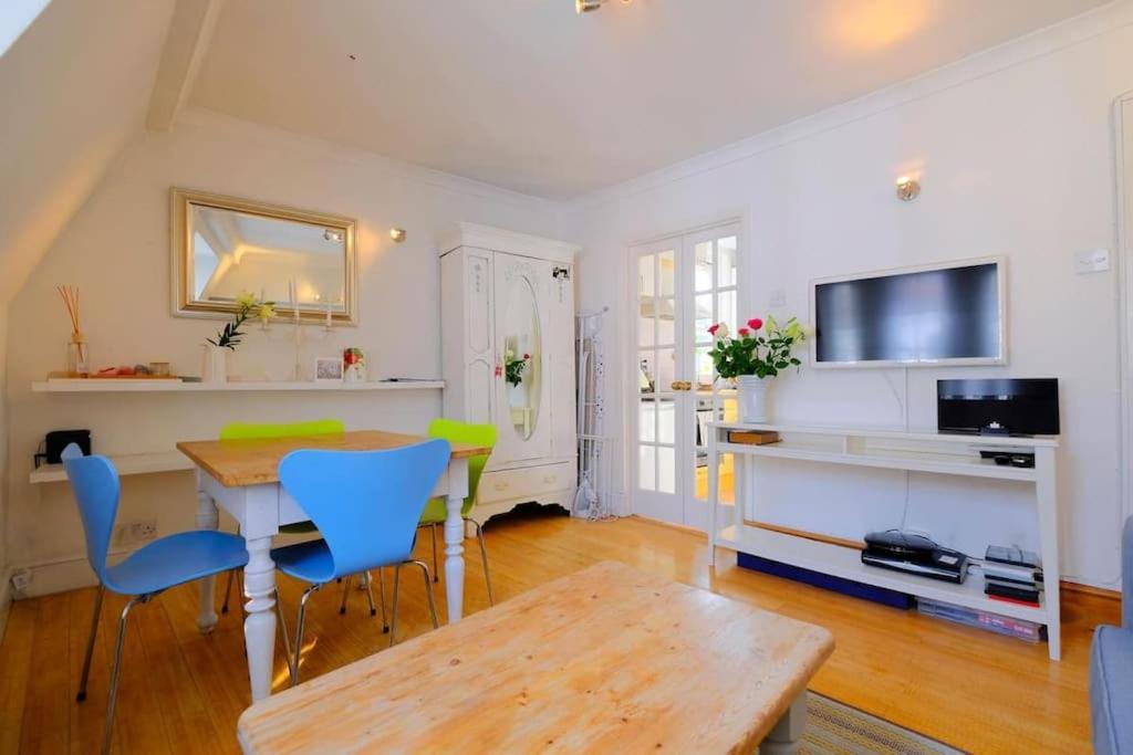 Apartment Roof Terrace Flat In Hampstead Pass The Keys *