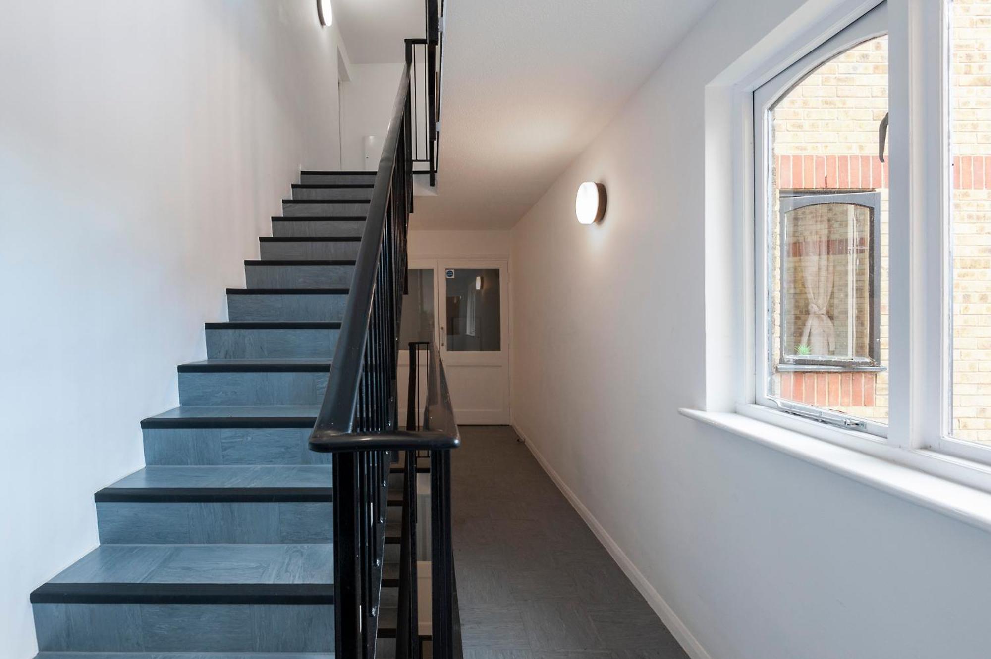 Cosy 2 Bdr Flat With Free Parking Near Tower Bridge Londen