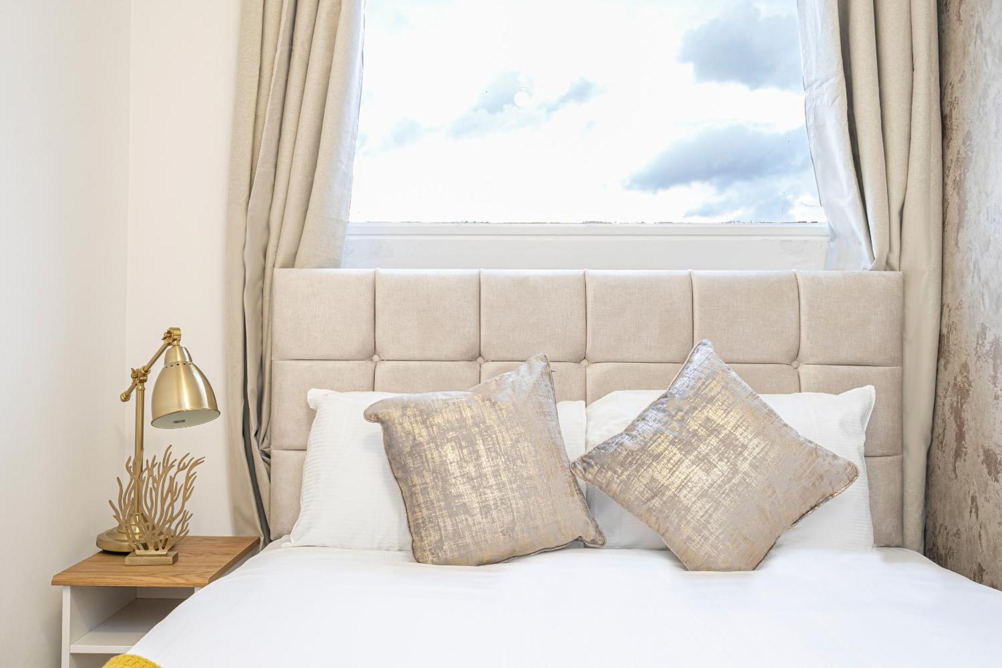 Lovely Near Hyde Park & Oxford St Lejlighed *