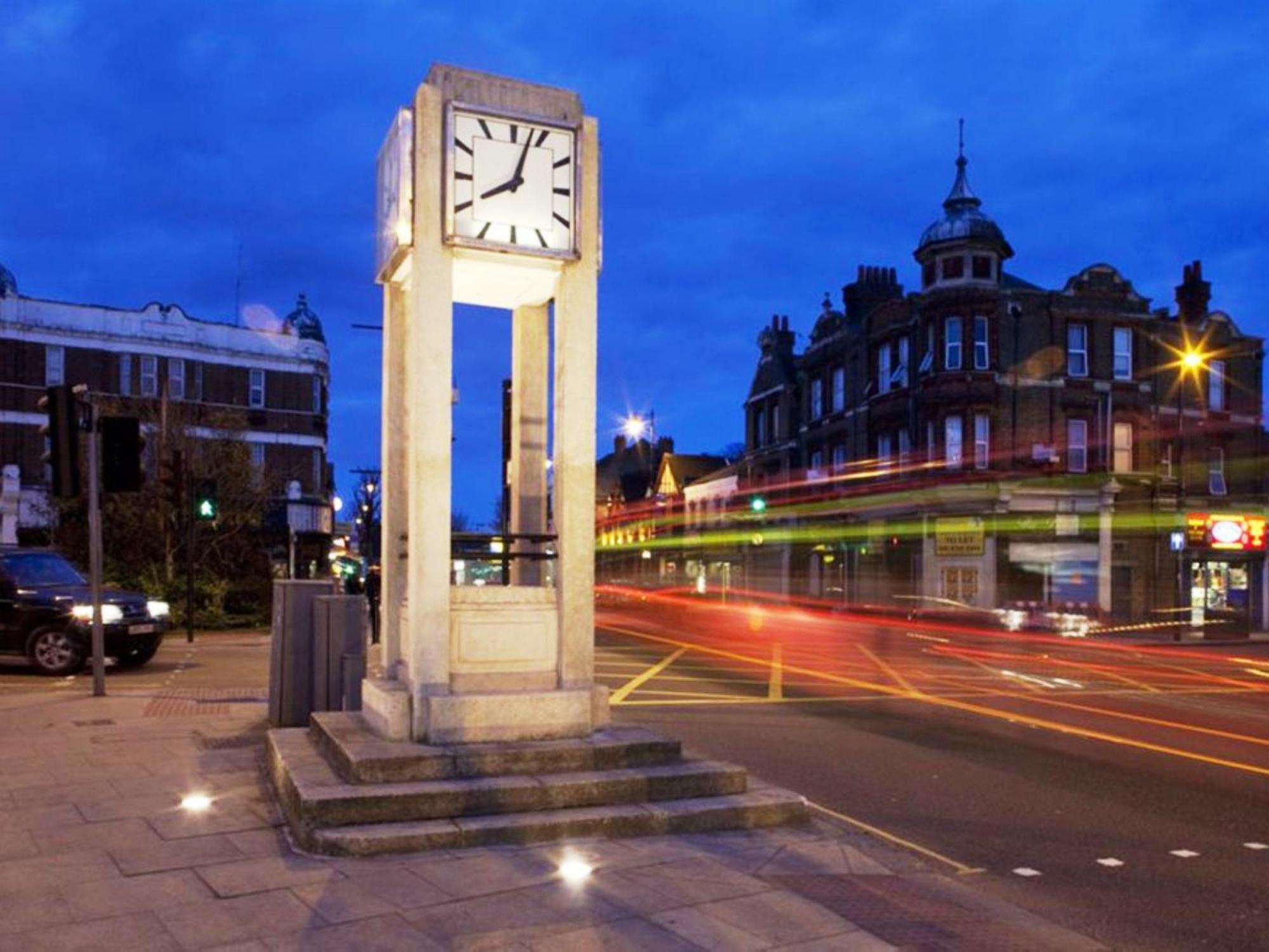 Travelstop #london-ealing *