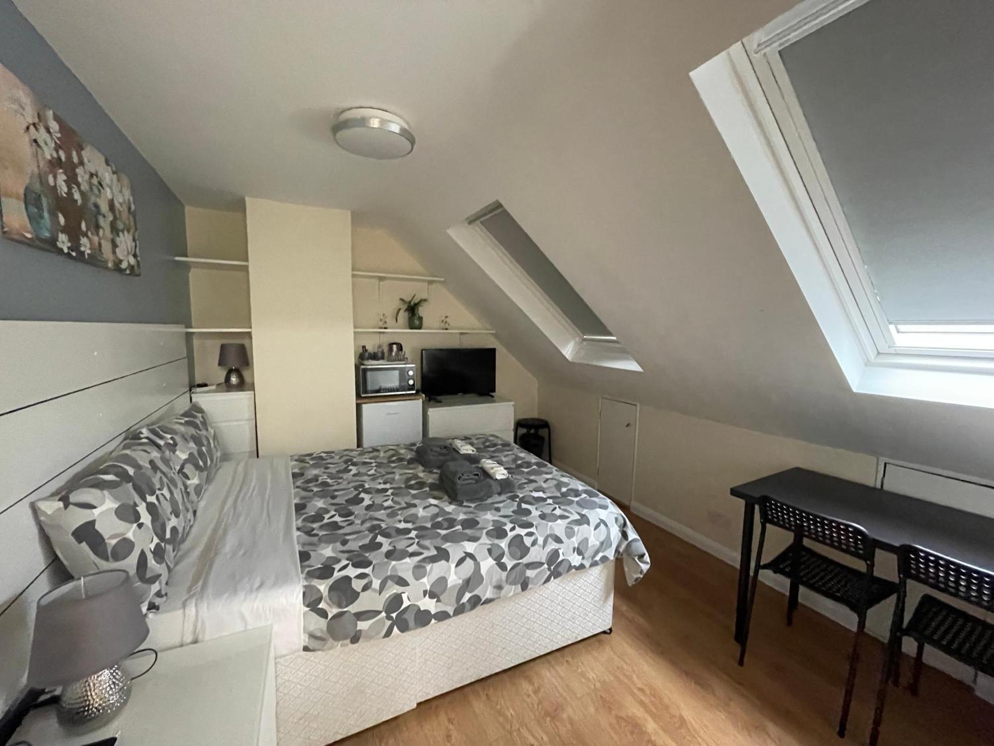 Kensal Guest house