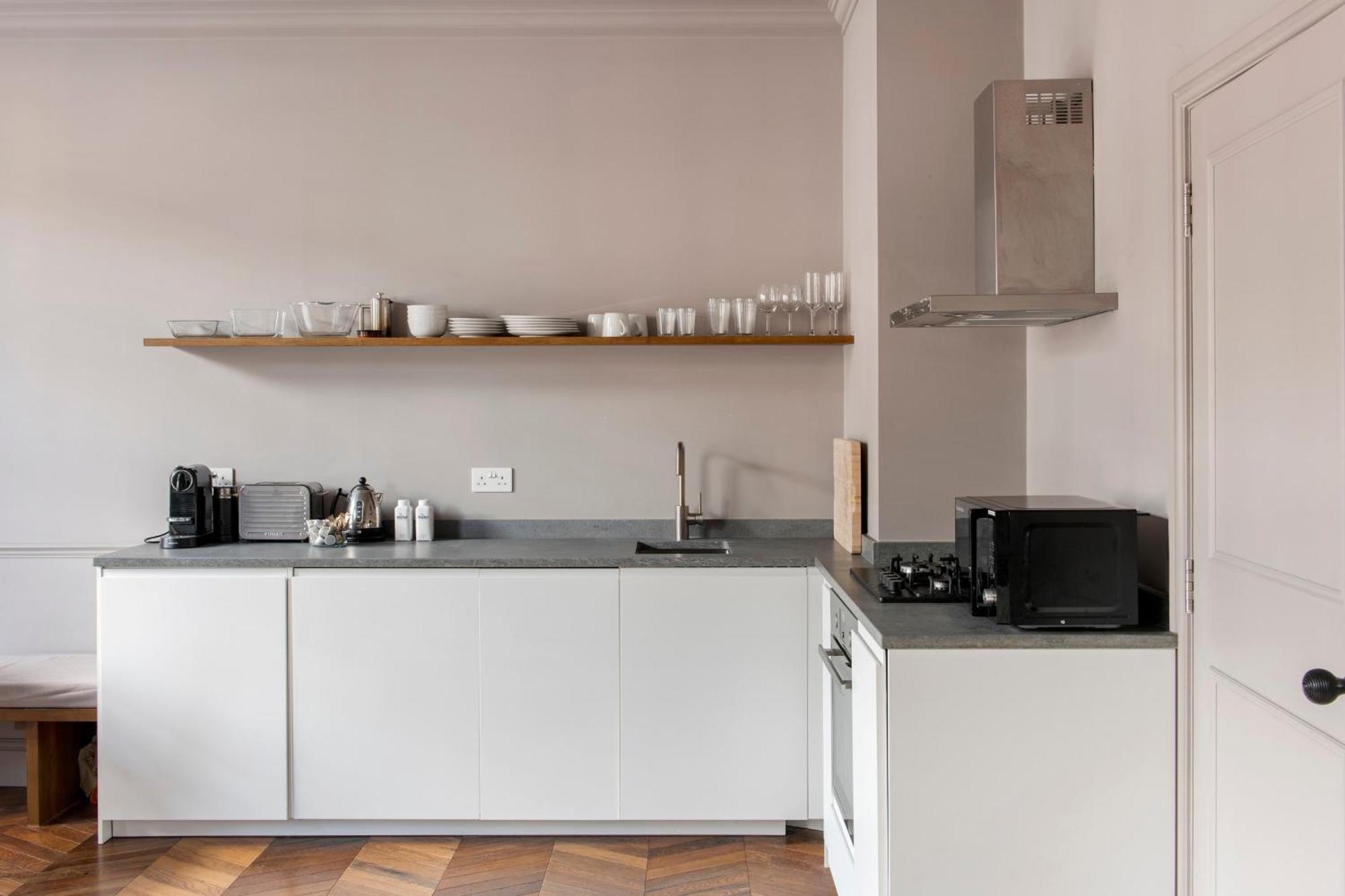 The Cleveland Arms Iii Apartment London