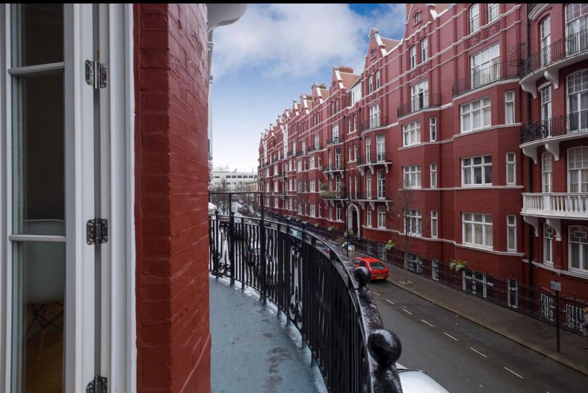Elegant Bright Flat - Sleeps 5 Lägenhet *