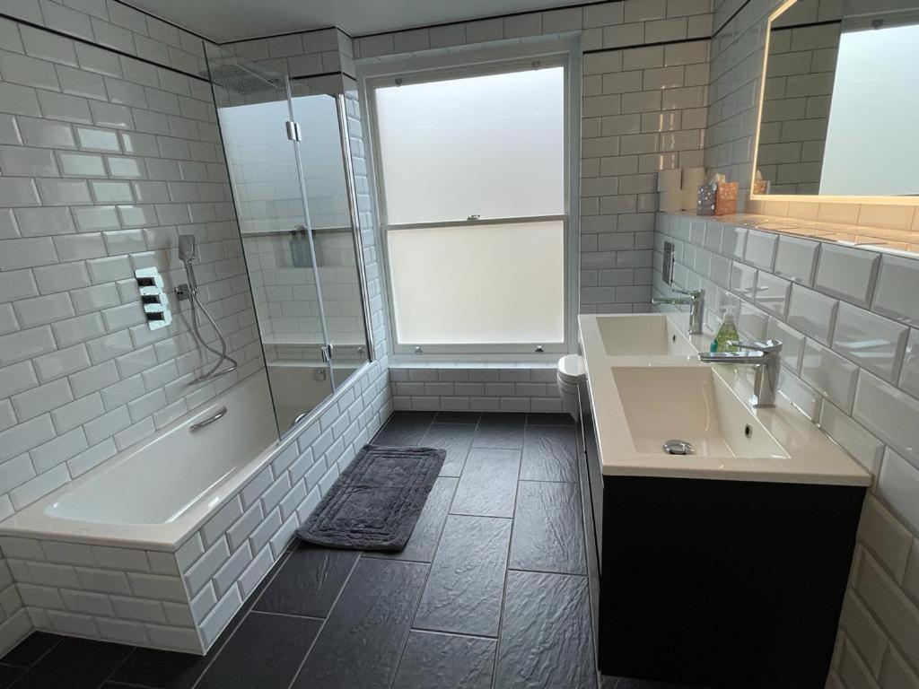 Apartment Luxury In Belsize Park London